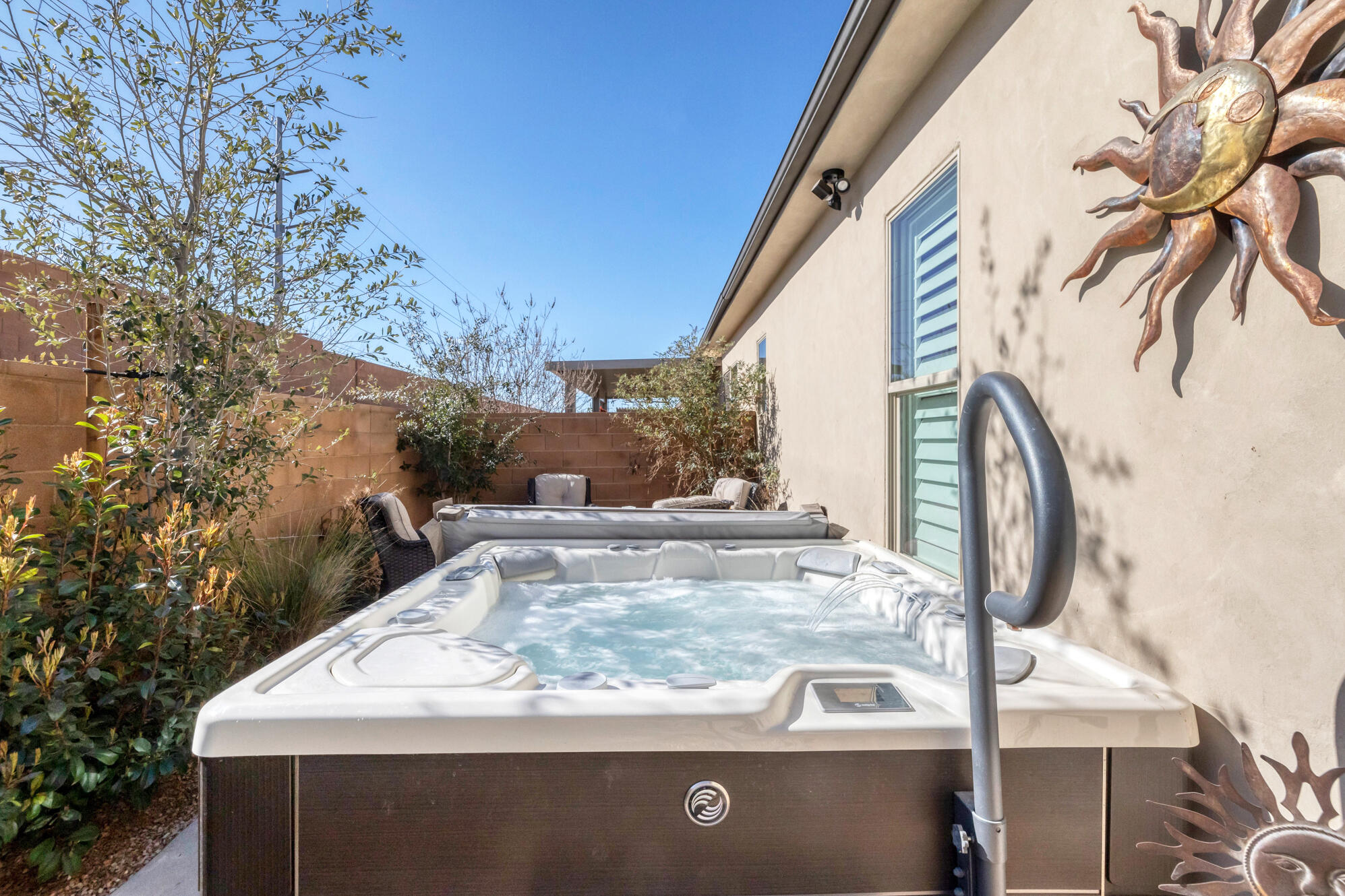 VILLAS AT SUN RIVER - Residential