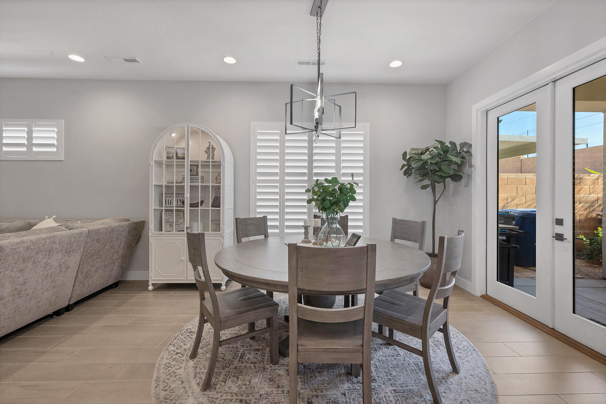 VILLAS AT SUN RIVER - Residential