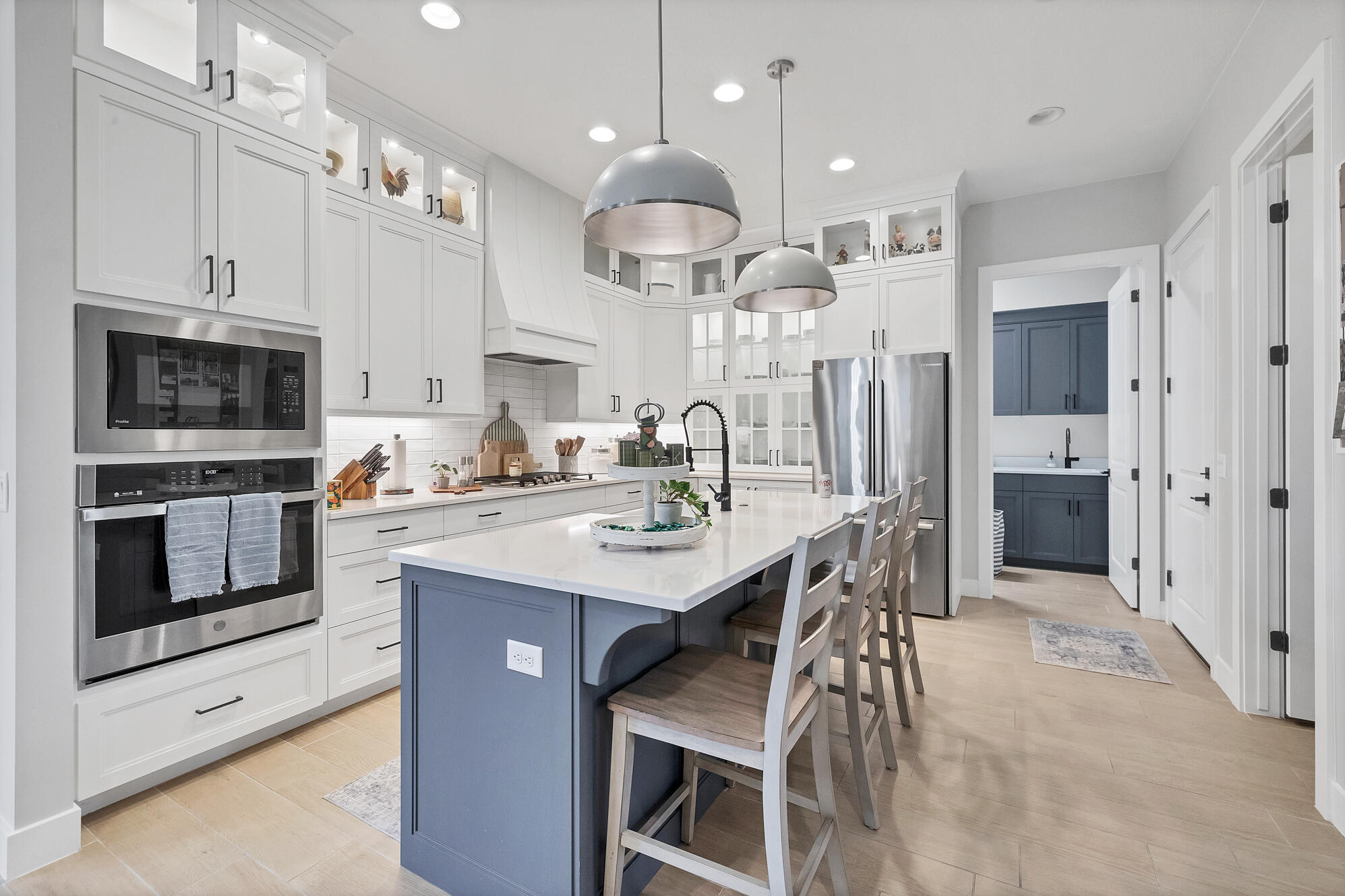 VILLAS AT SUN RIVER - Residential