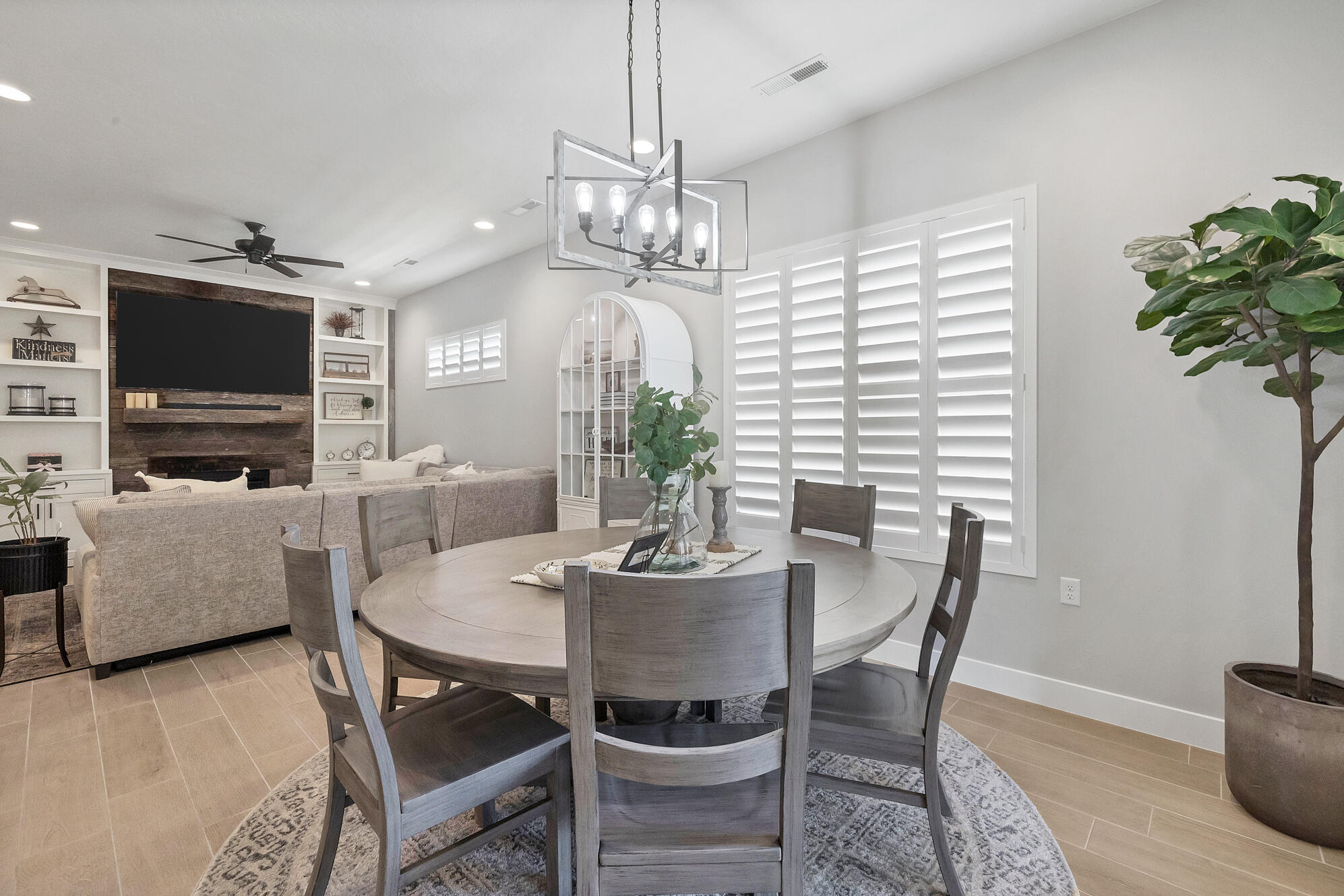 VILLAS AT SUN RIVER - Residential