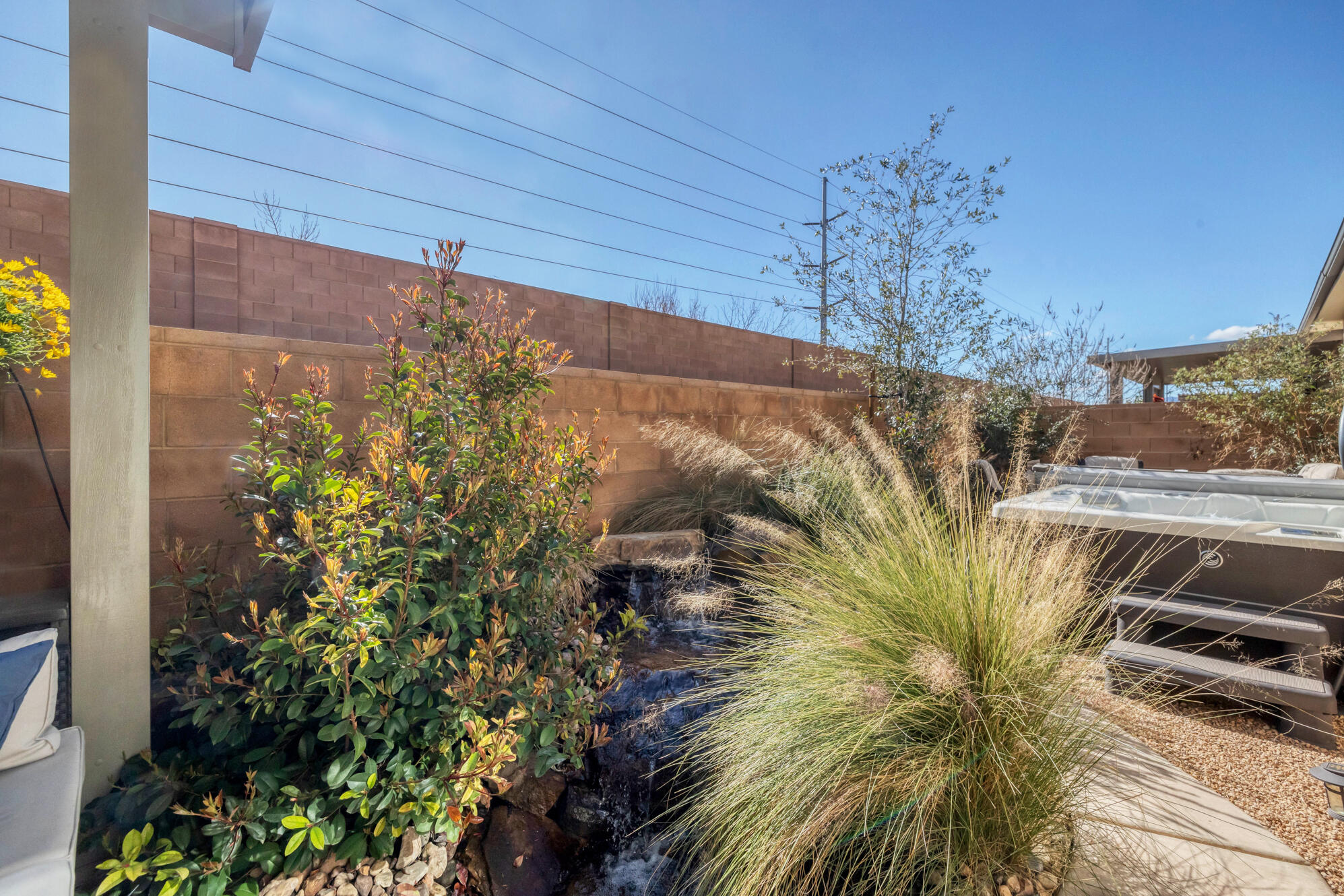 VILLAS AT SUN RIVER - Residential