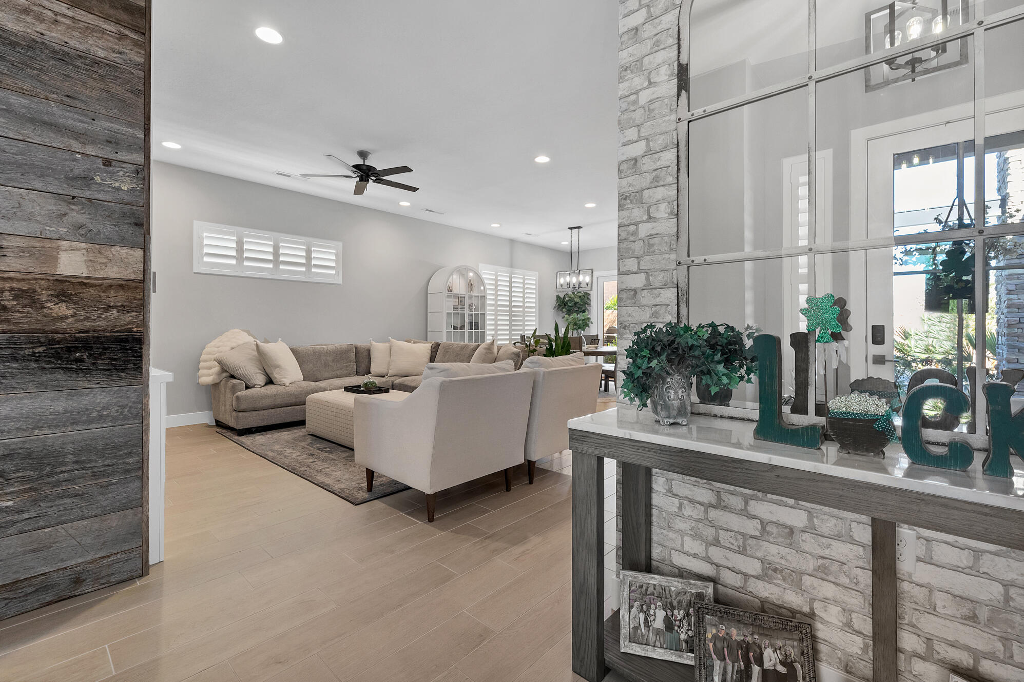 VILLAS AT SUN RIVER - Residential