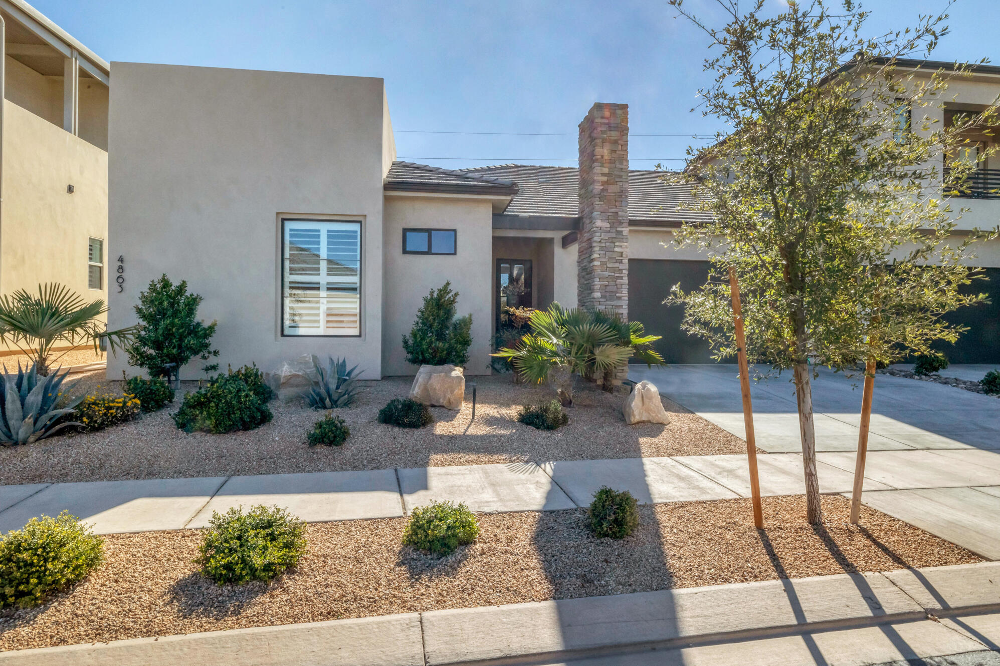 VILLAS AT SUN RIVER - Residential