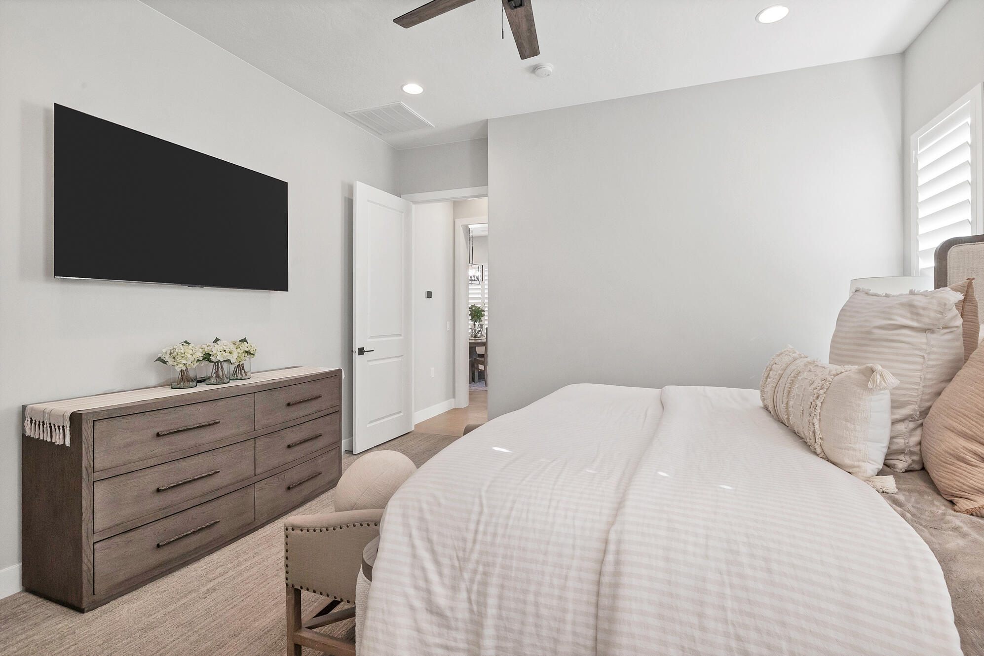 VILLAS AT SUN RIVER - Residential