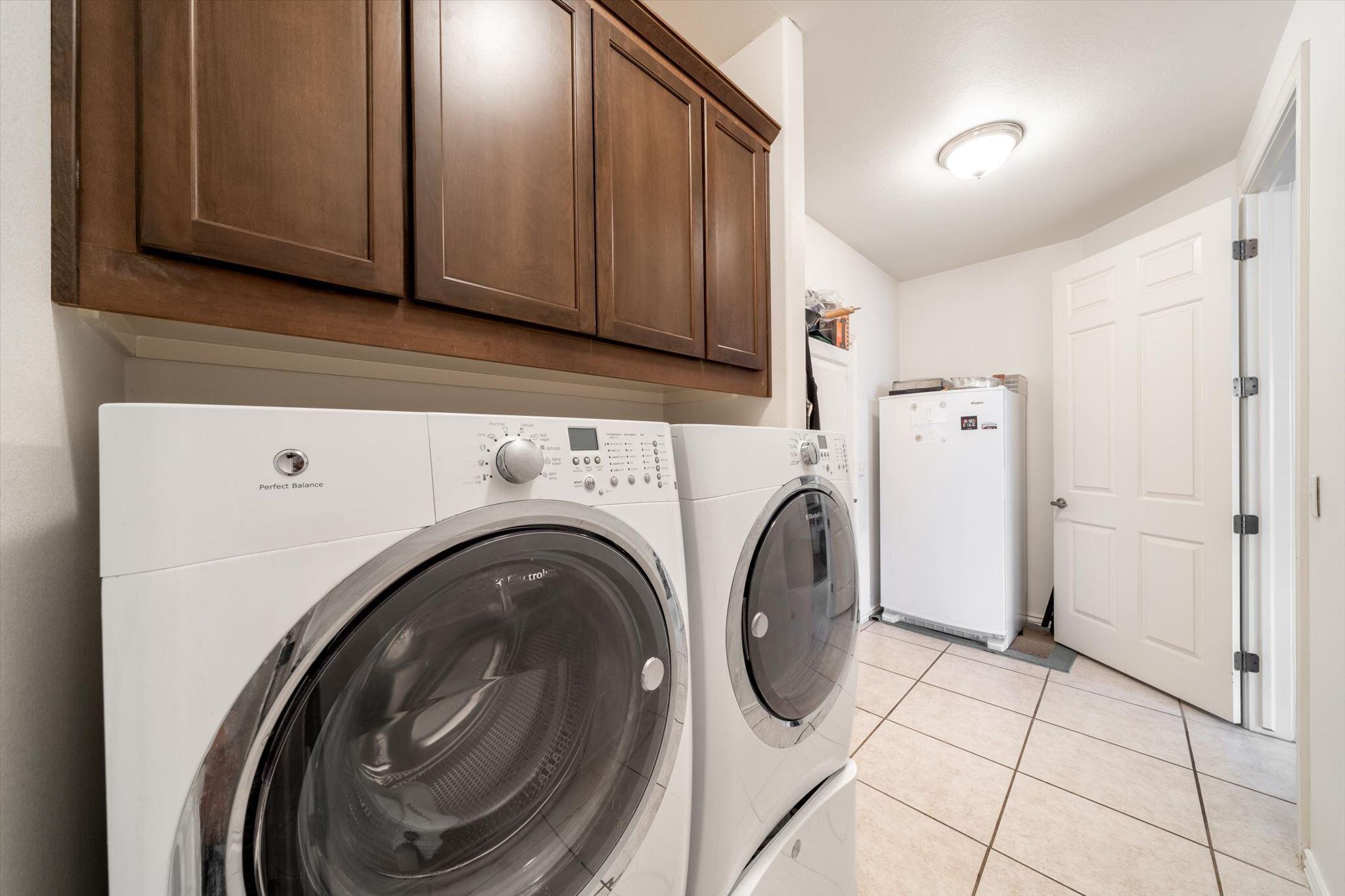 SPRINGFIELD TH - Residential
