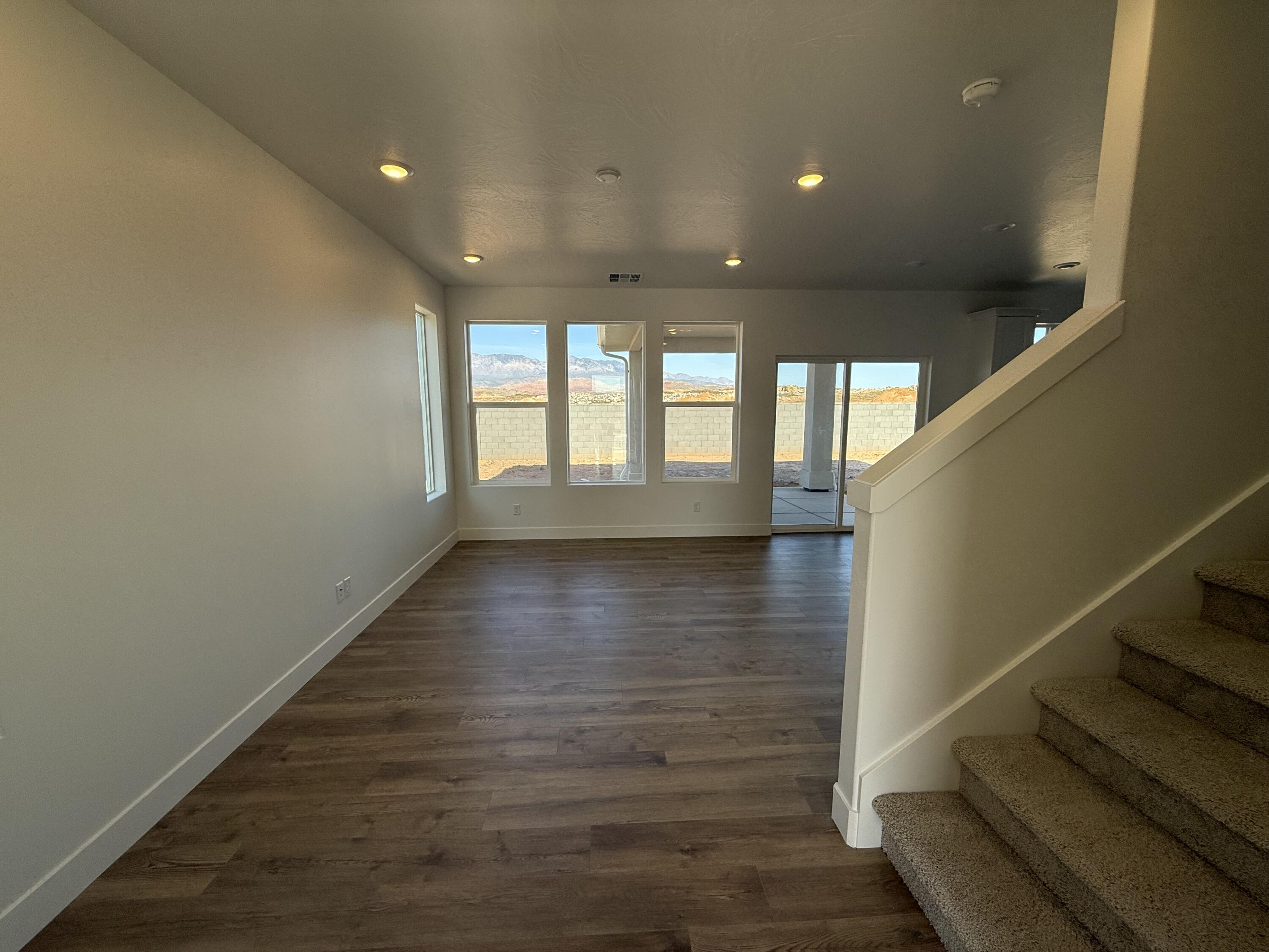 LEGACY AT SAND HOLLOW - Residential