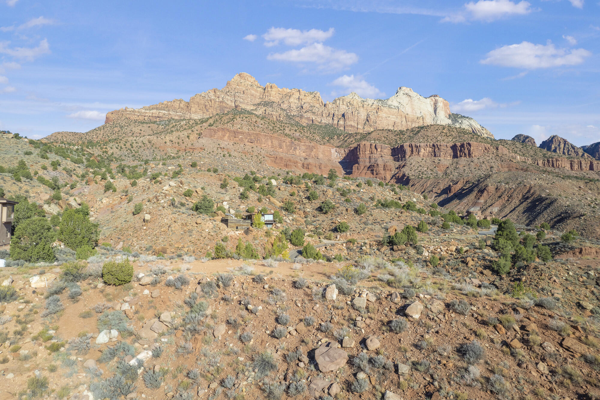 KINESAVA RESIDENTIAL - Land