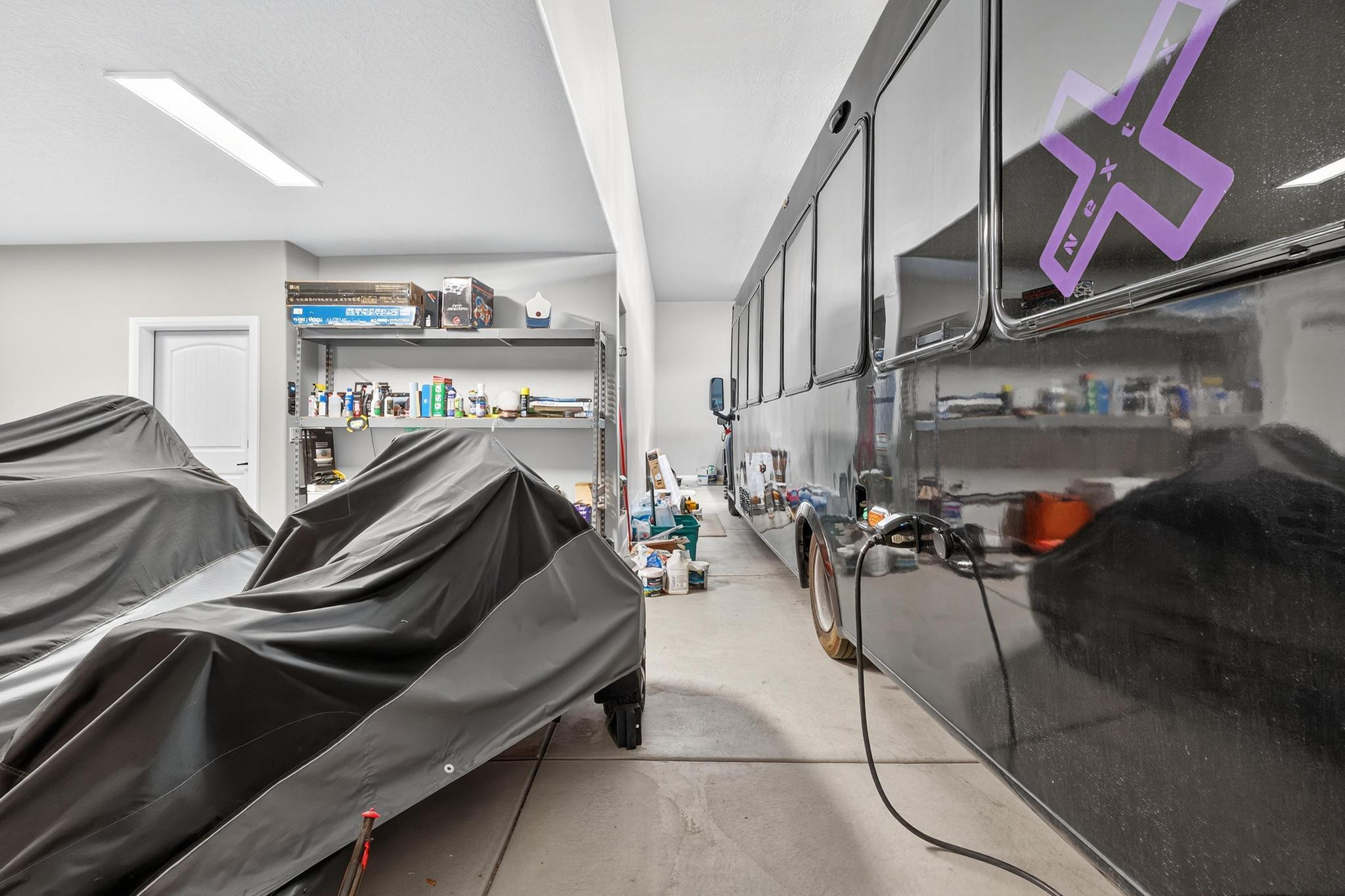 DIXIE SPRINGS - Residential