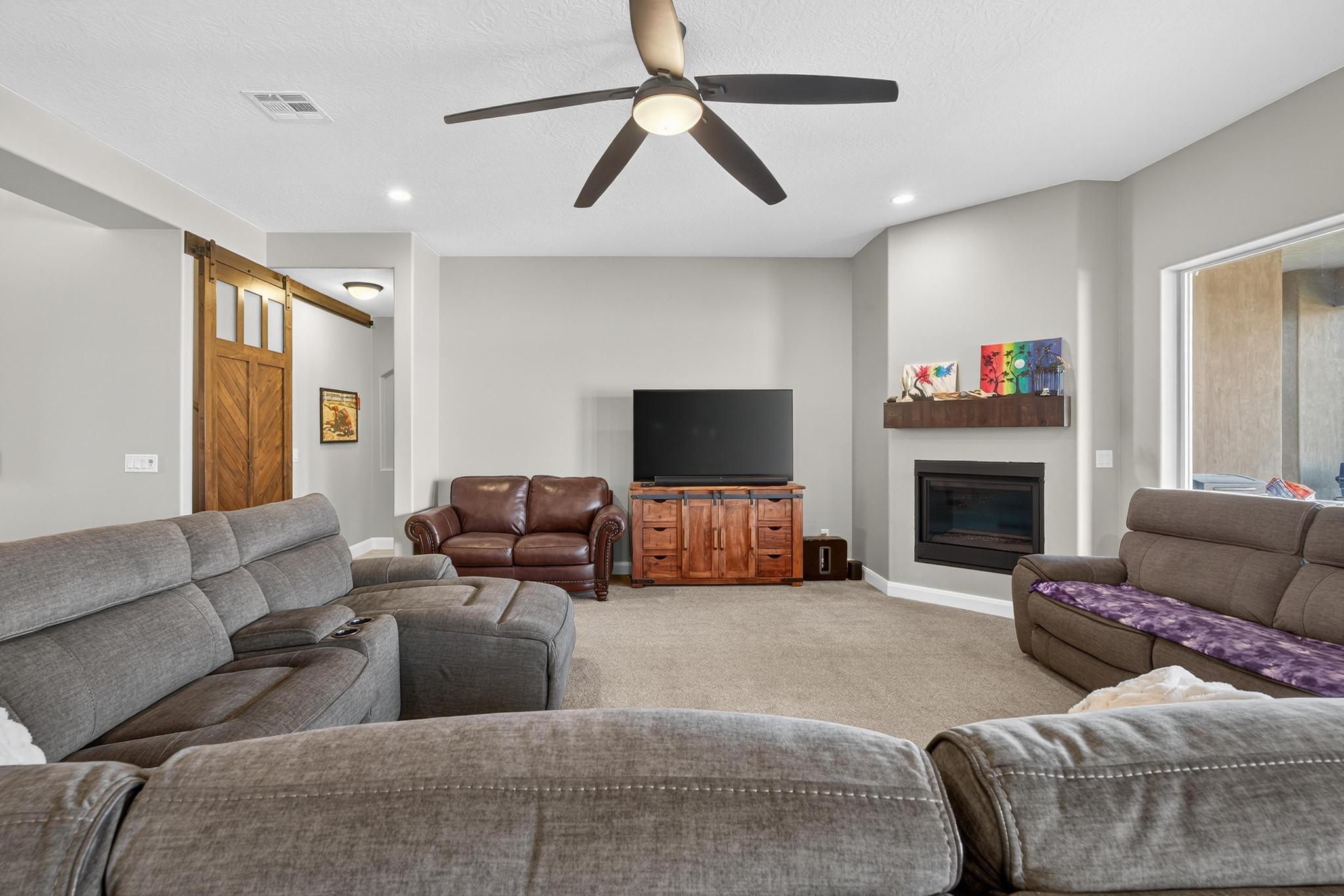 DIXIE SPRINGS - Residential