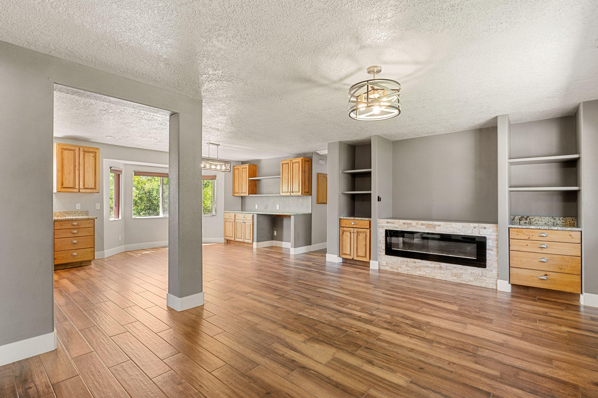 TOQUERVILLE TOWNSITE - Residential