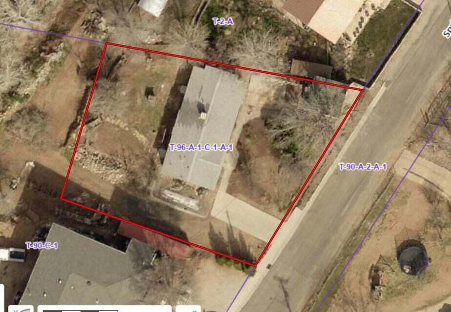 TOQUERVILLE TOWNSITE - Residential