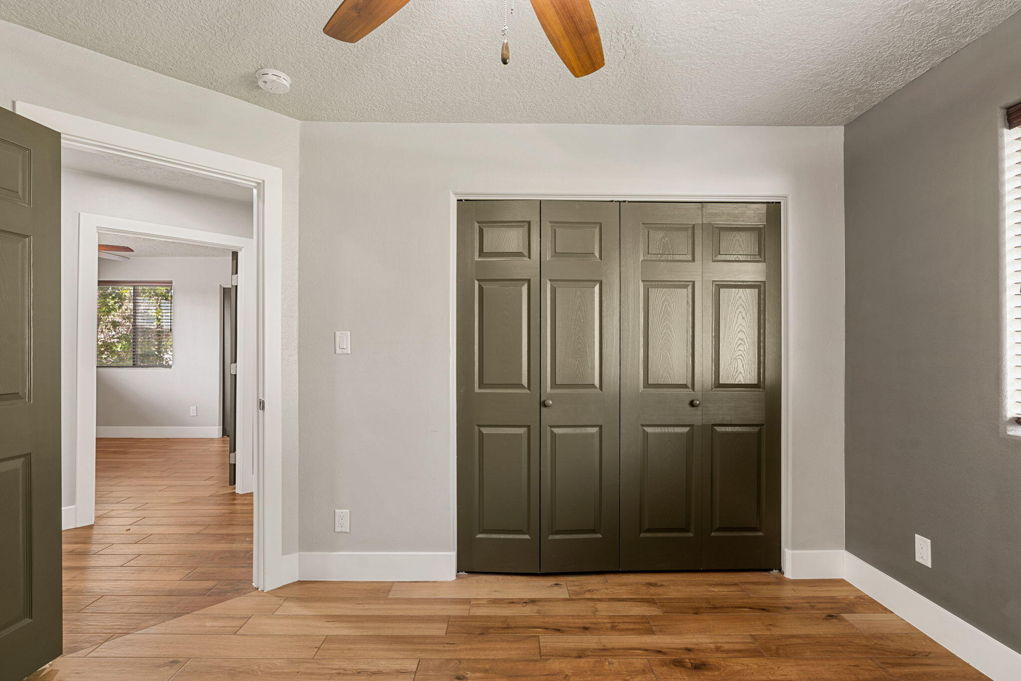 TOQUERVILLE TOWNSITE - Residential