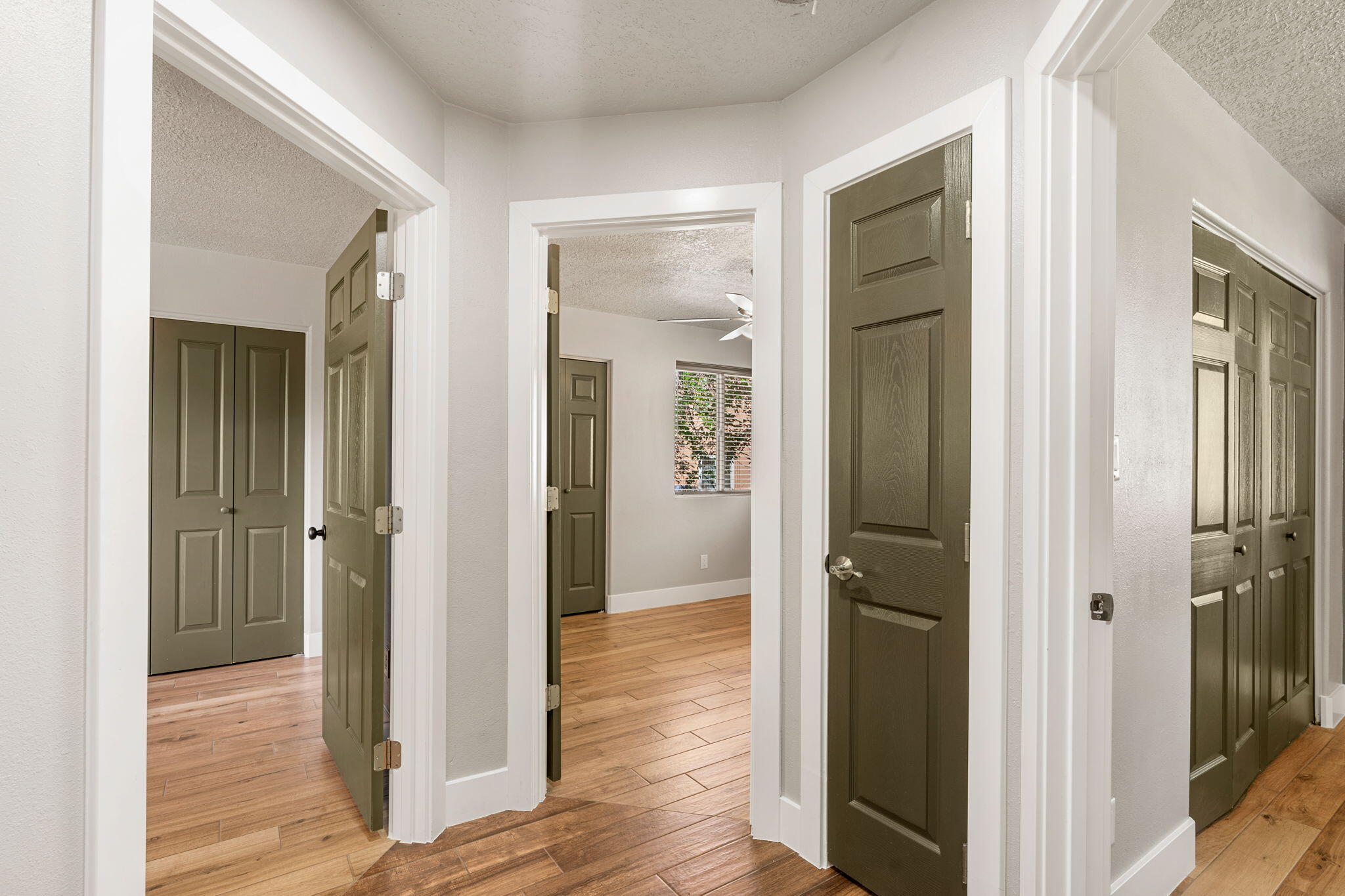 TOQUERVILLE TOWNSITE - Residential