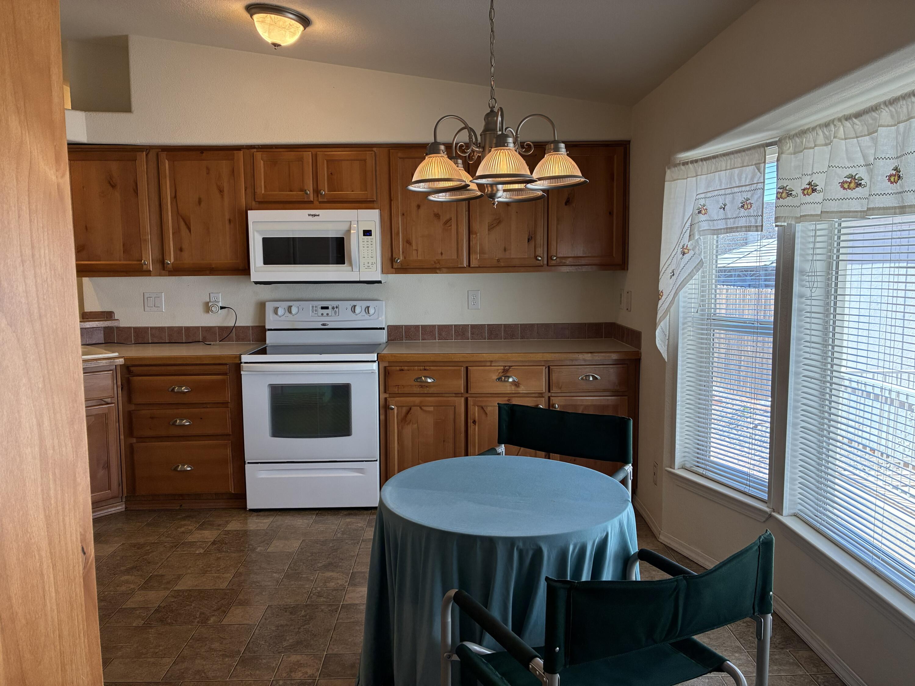 LAVA BLUFF MOBILE HOME PARK - Residential