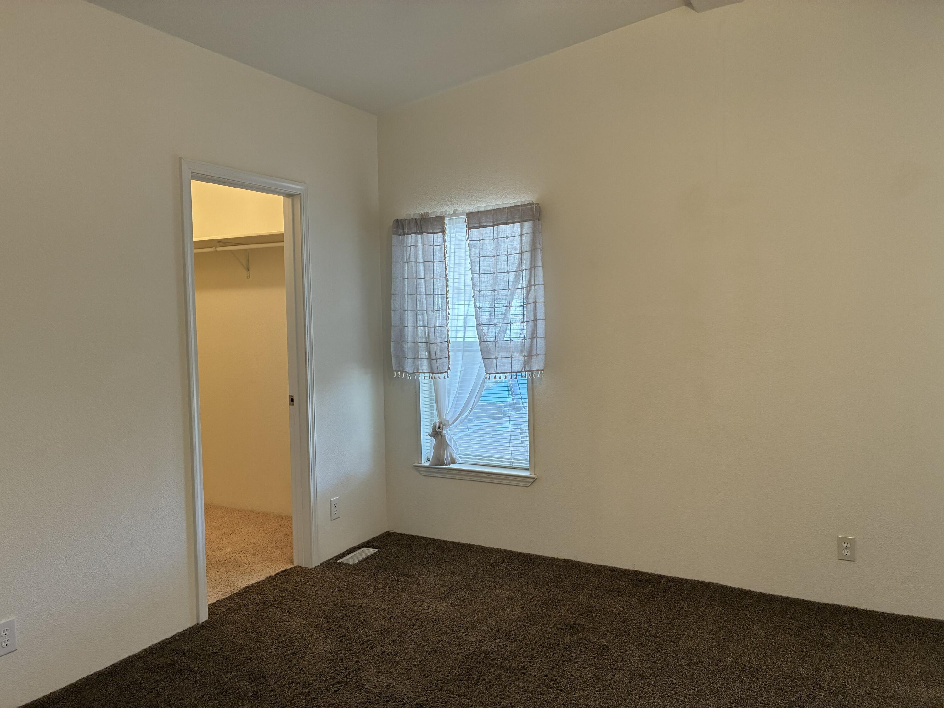 LAVA BLUFF MOBILE HOME PARK - Residential