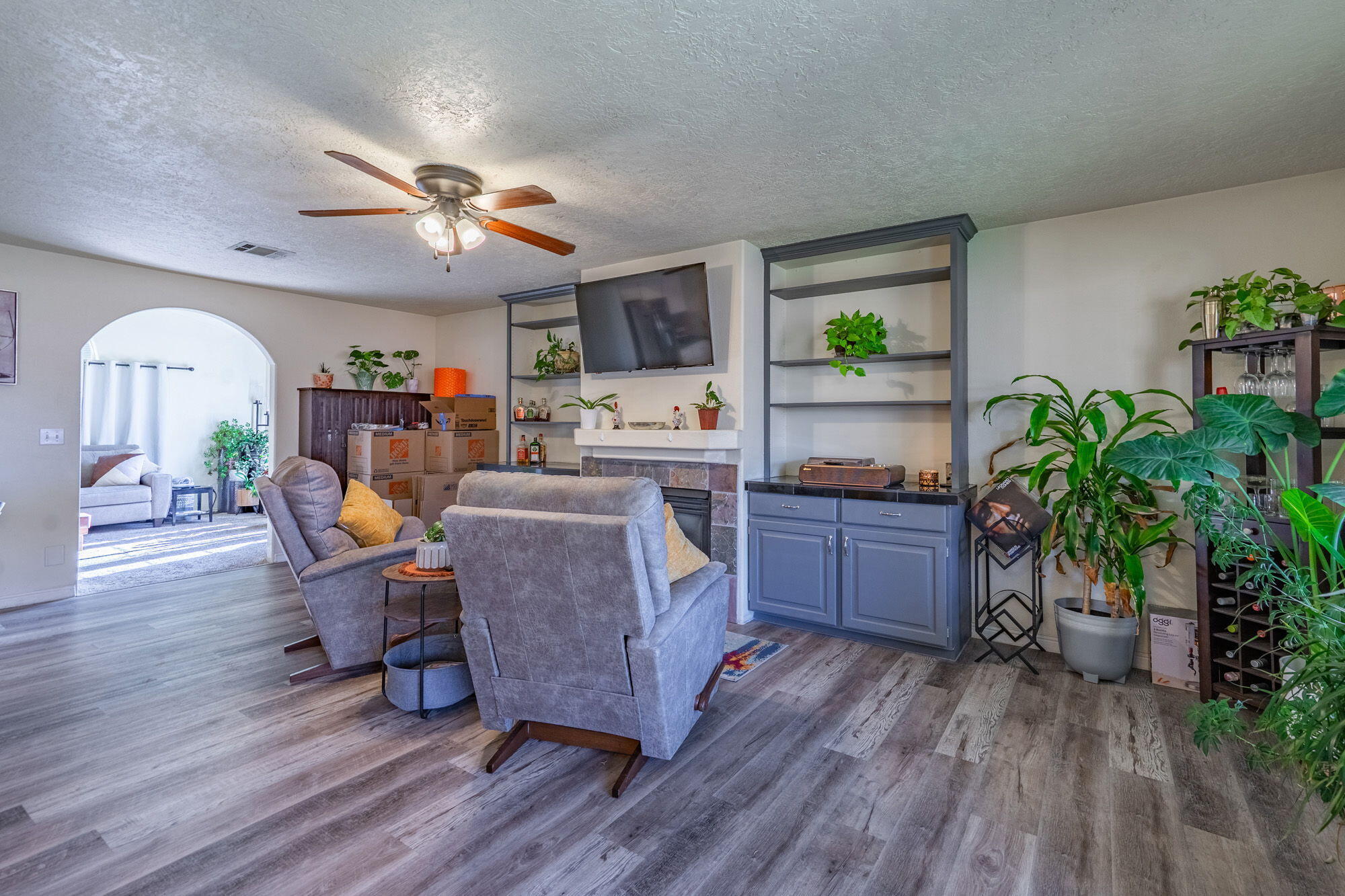 SUNSET PLATEAU - Residential