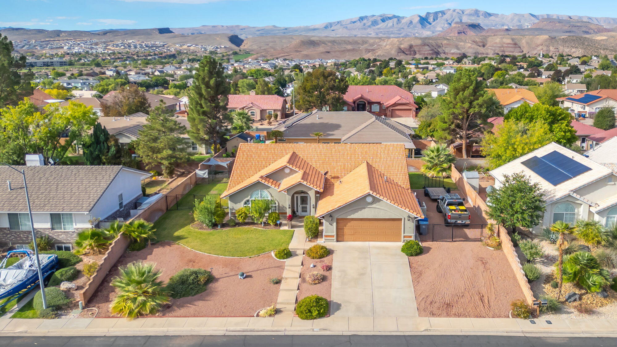 SUNSET PLATEAU - Residential