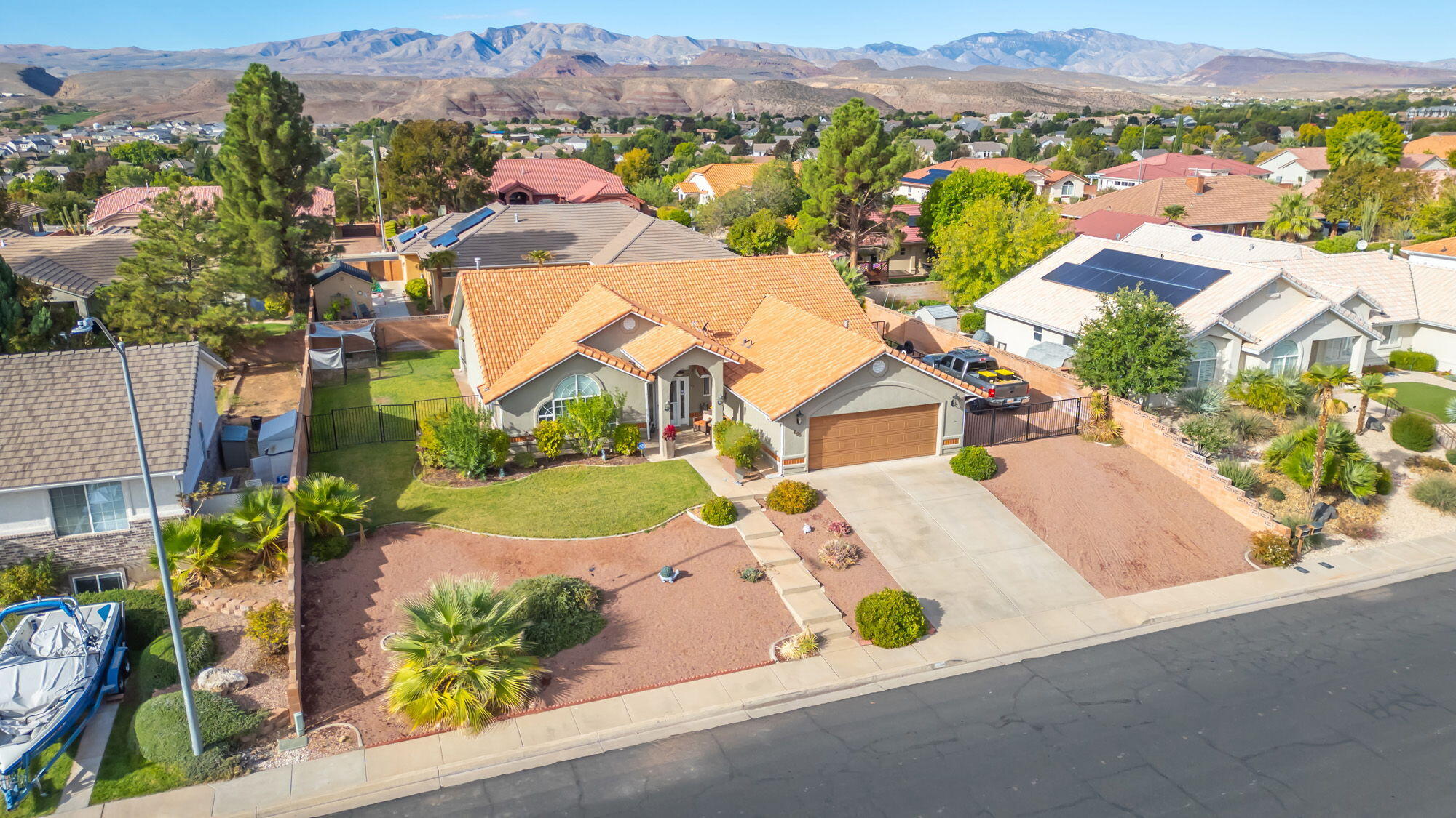 SUNSET PLATEAU - Residential