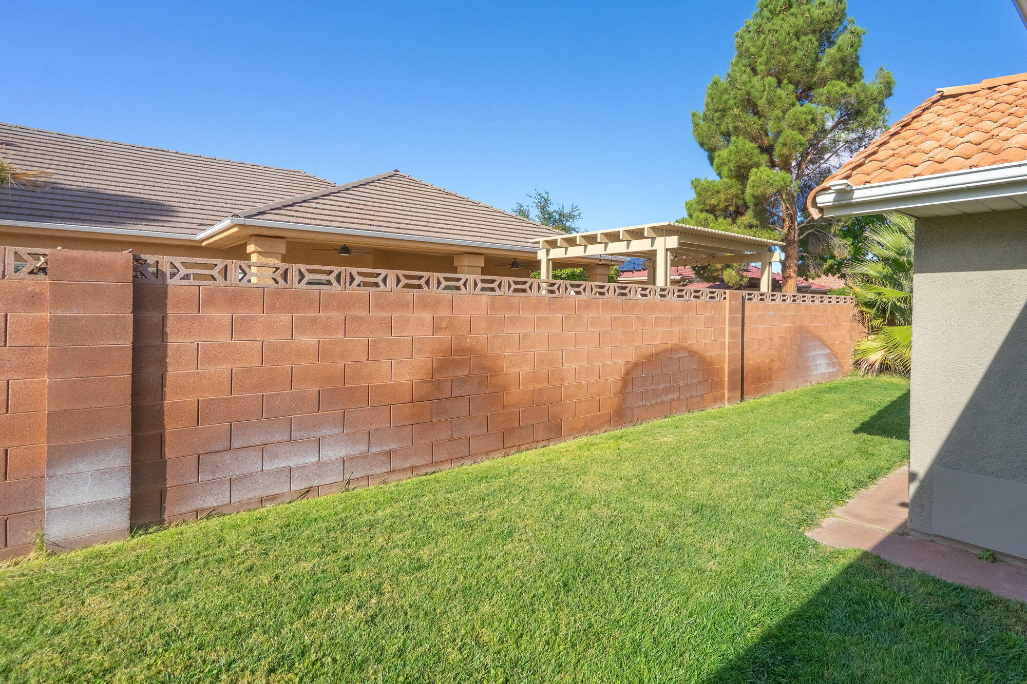 SUNSET PLATEAU - Residential