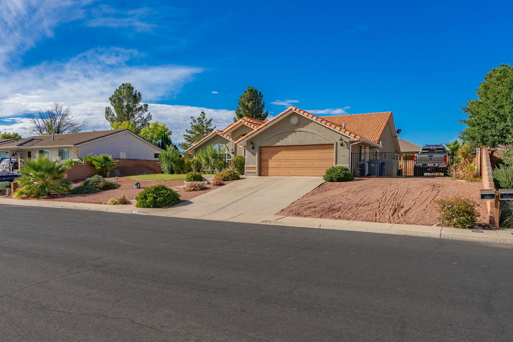 SUNSET PLATEAU - Residential