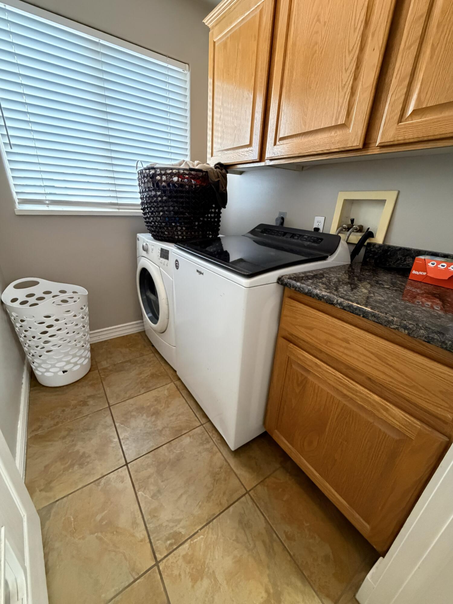 BLOOMINGTON HILLS - Residential