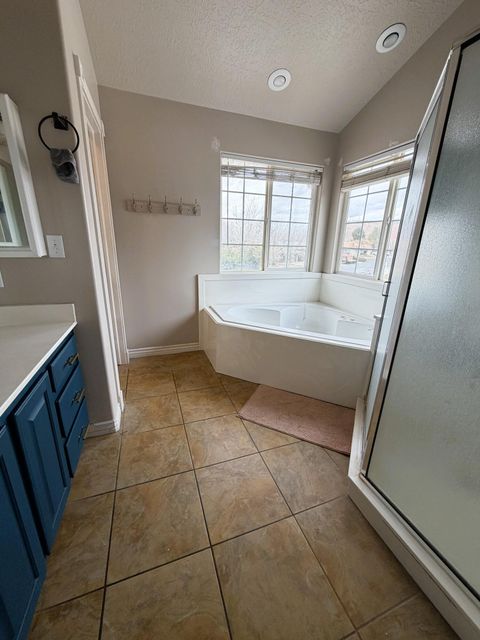 Tiny photo for 1157 E CHOKEBERRY DR, Saint George, UT 84790 (MLS # 26-267751)