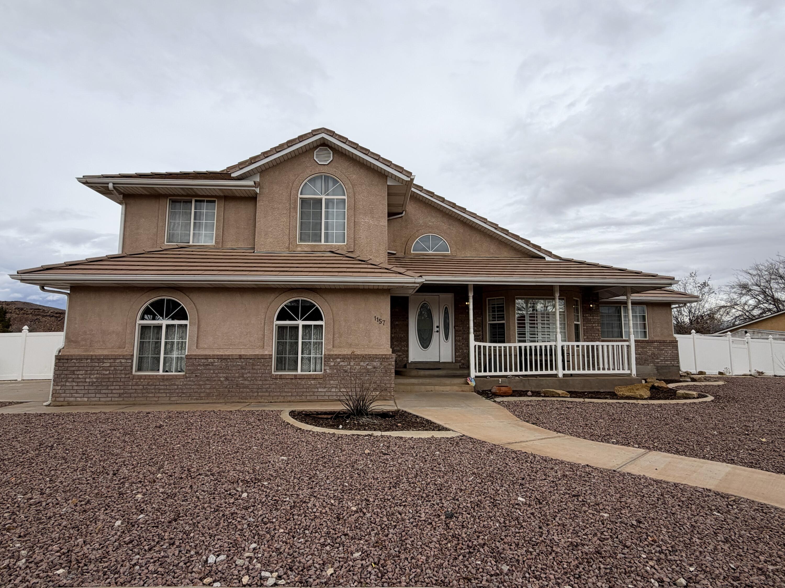 BLOOMINGTON HILLS - Residential