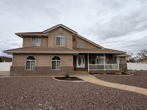 Tiny photo for 1157 E CHOKEBERRY DR, Saint George, UT 84790 (MLS # 26-267751)