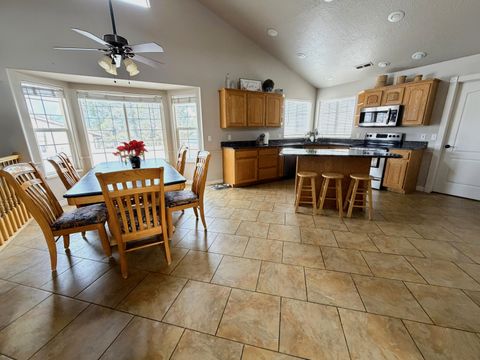 Tiny photo for 1157 E CHOKEBERRY DR, Saint George, UT 84790 (MLS # 26-267751)