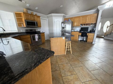 Tiny photo for 1157 E CHOKEBERRY DR, Saint George, UT 84790 (MLS # 26-267751)