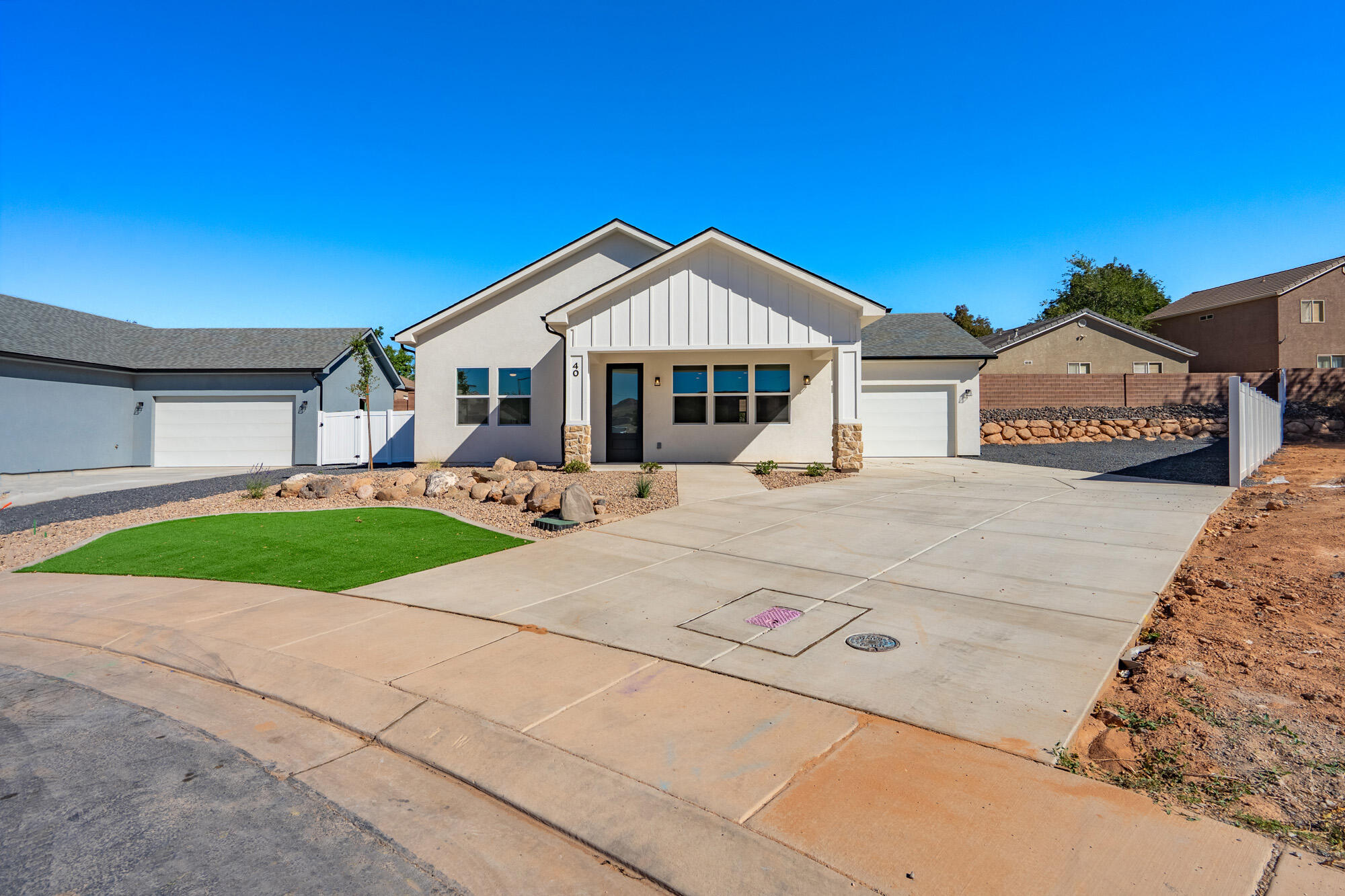 EVES GARDEN - Residential