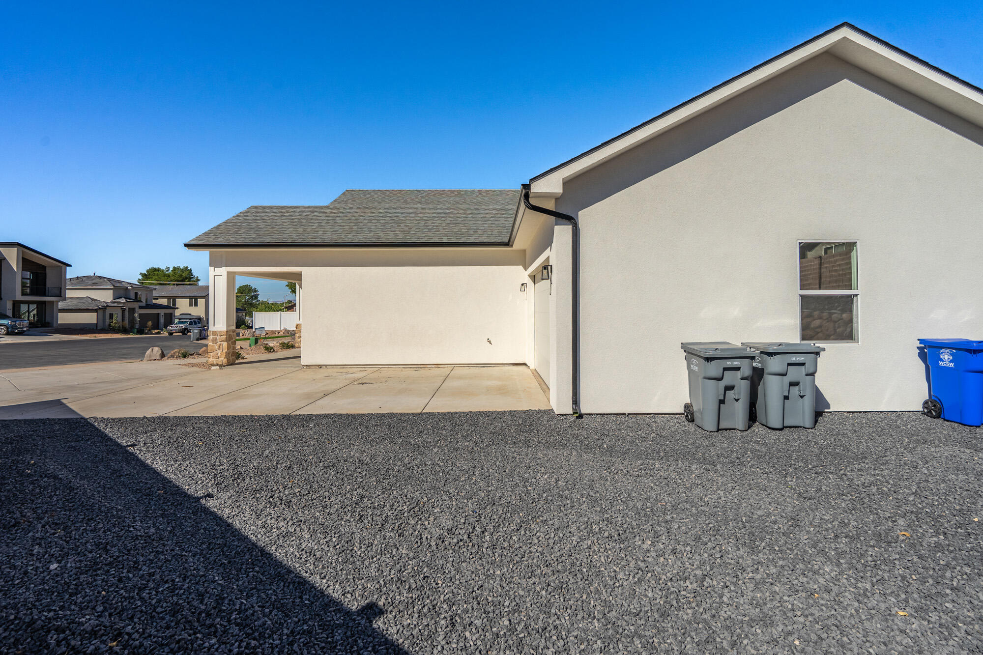 EVES GARDEN - Residential