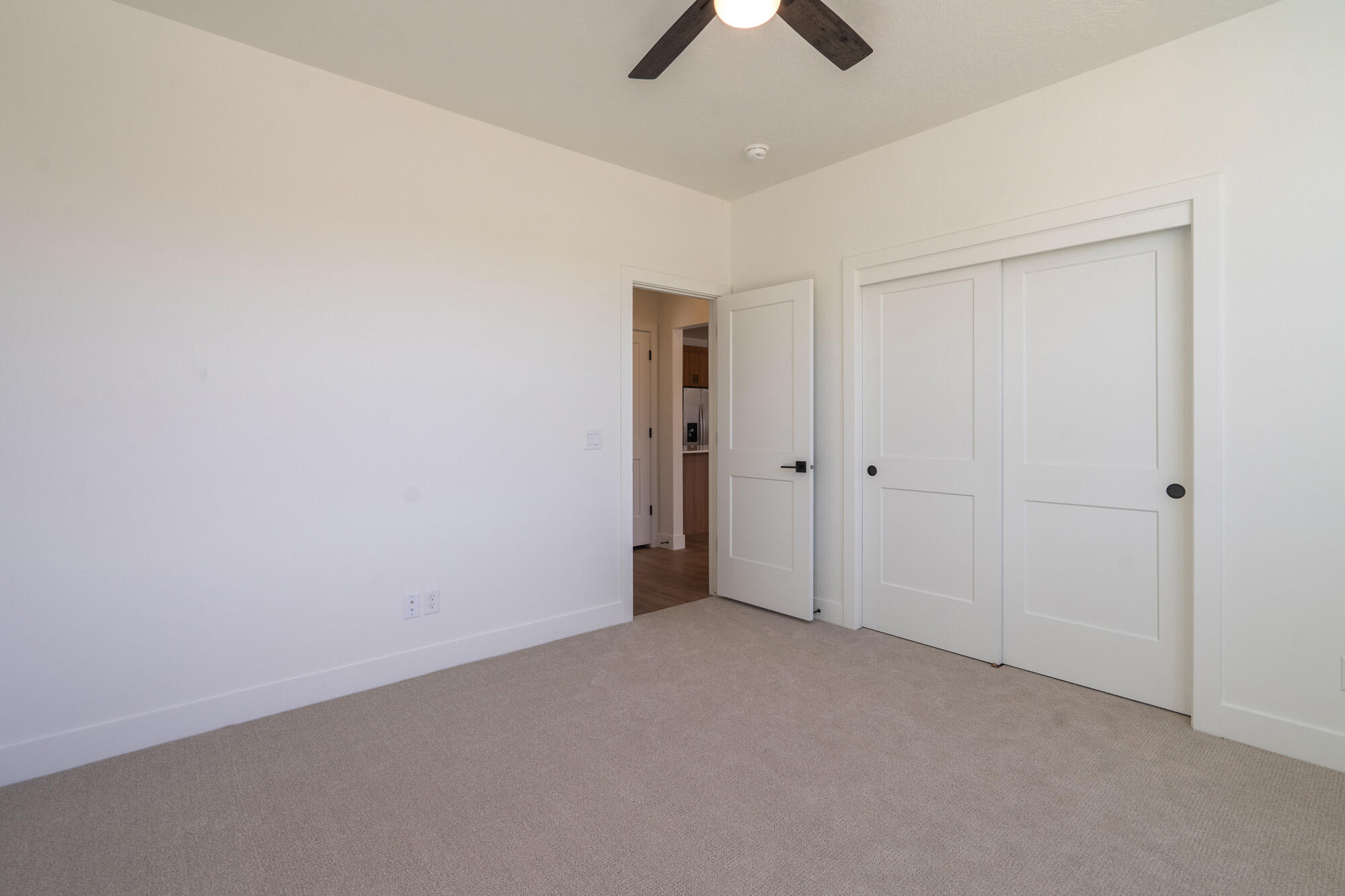 EVES GARDEN - Residential