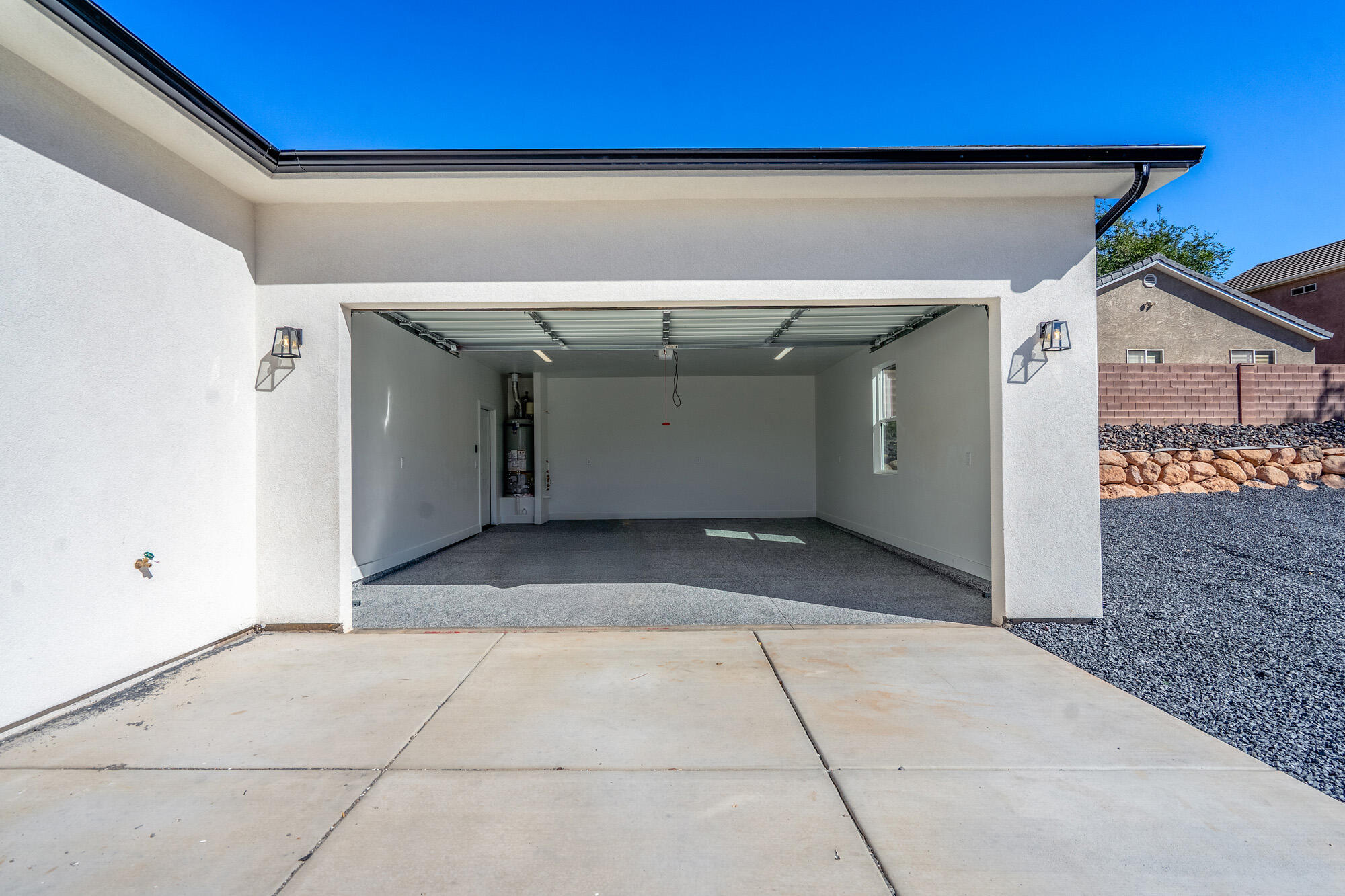 EVES GARDEN - Residential