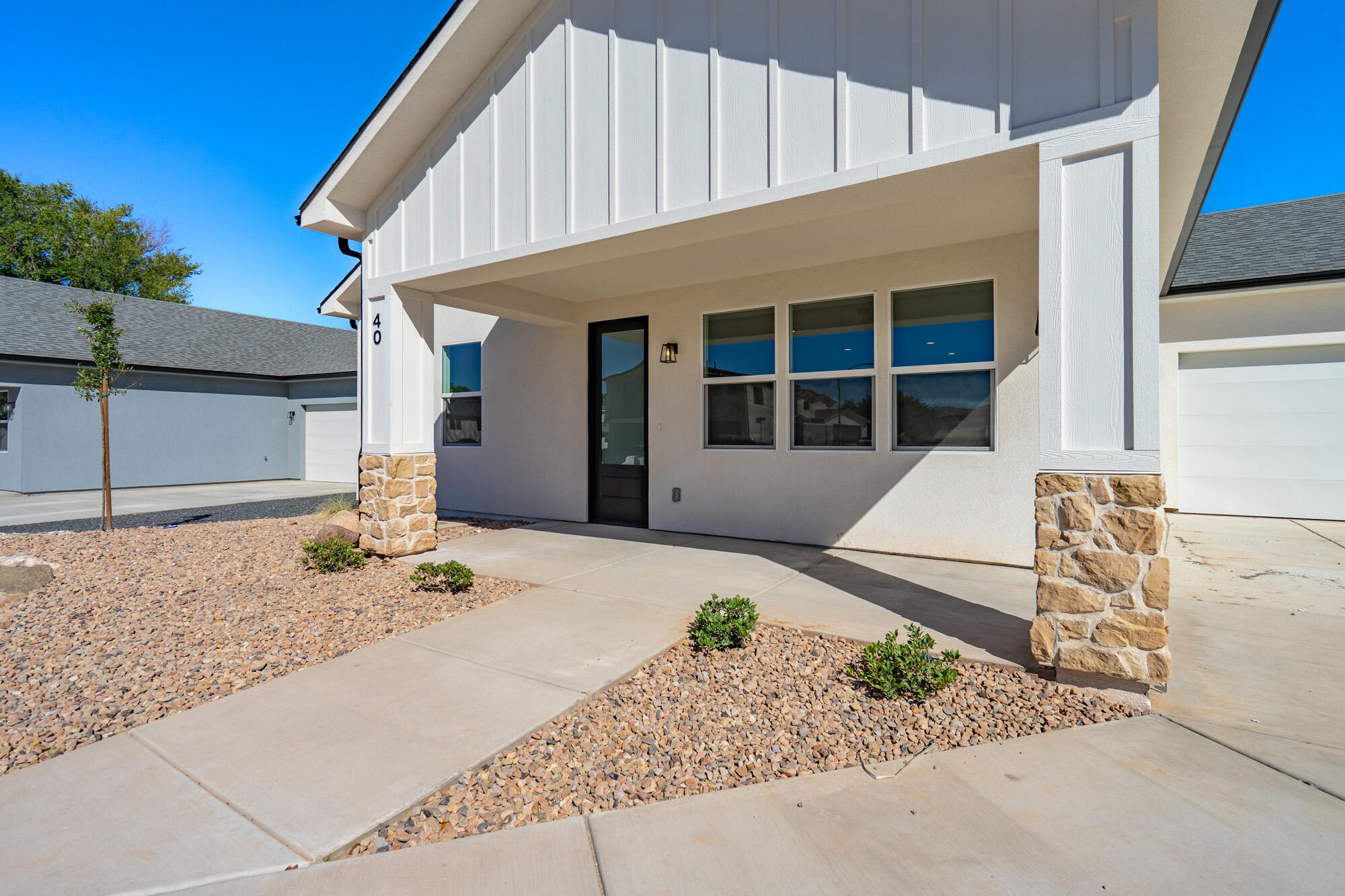 EVES GARDEN - Residential