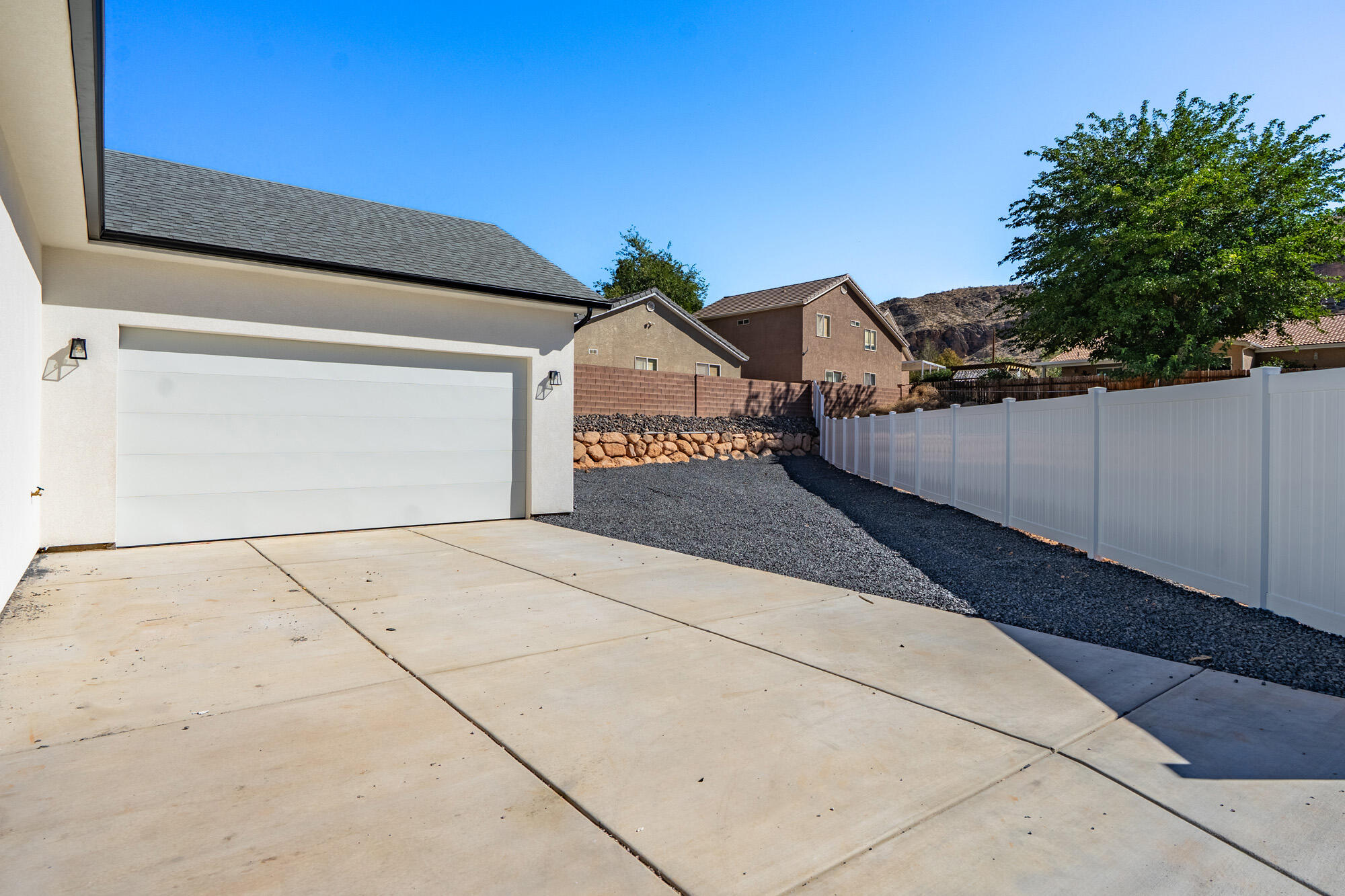 EVES GARDEN - Residential