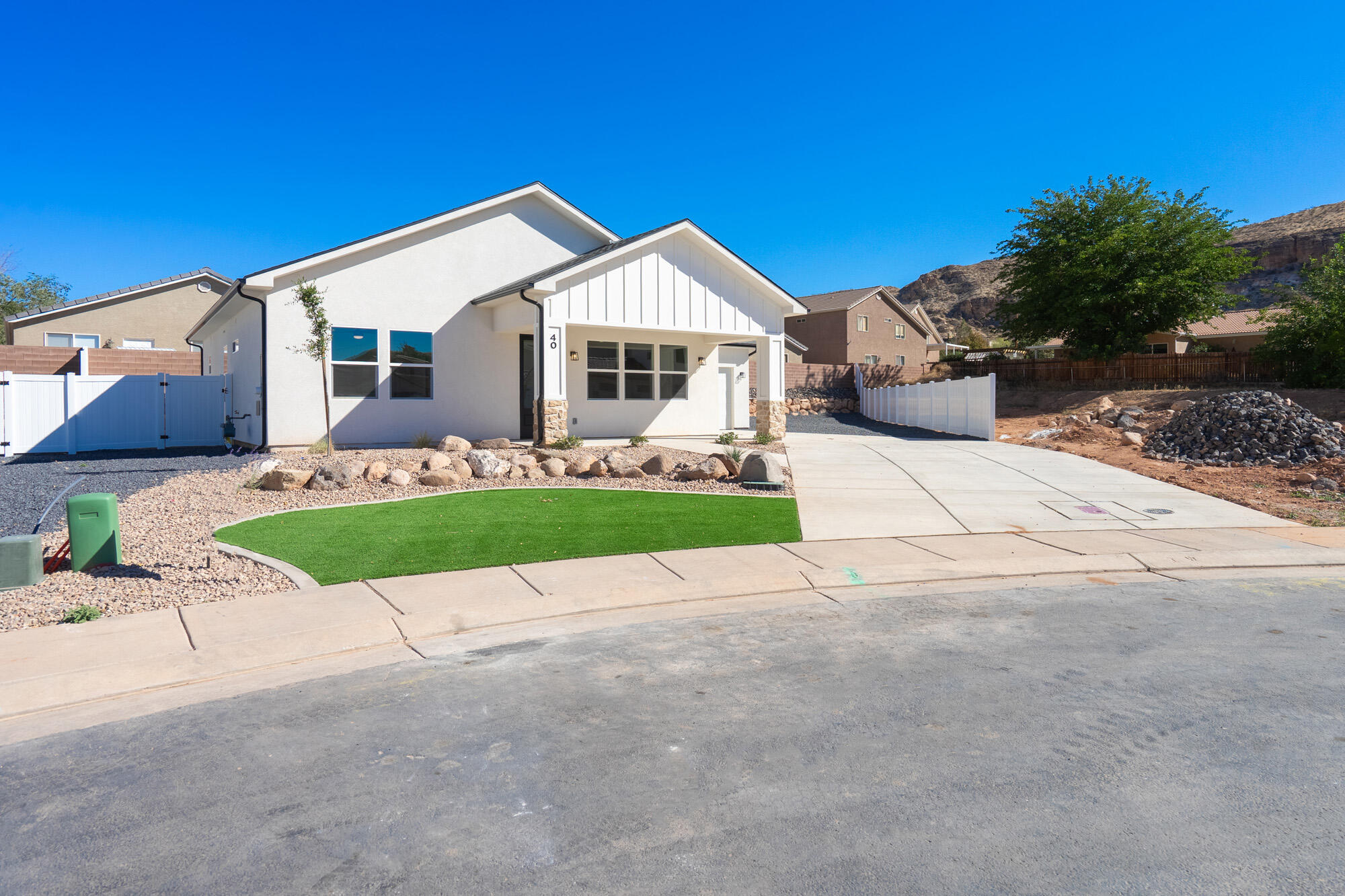 EVES GARDEN - Residential