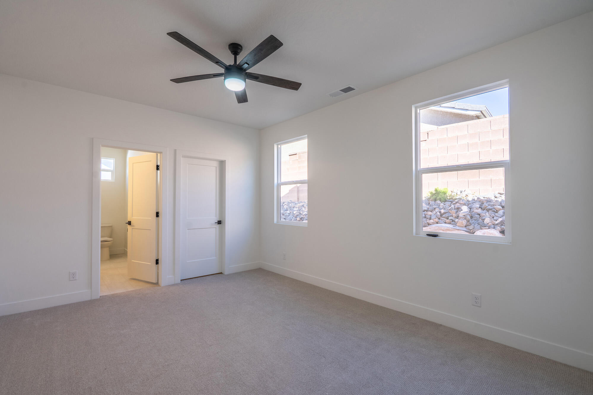 EVES GARDEN - Residential