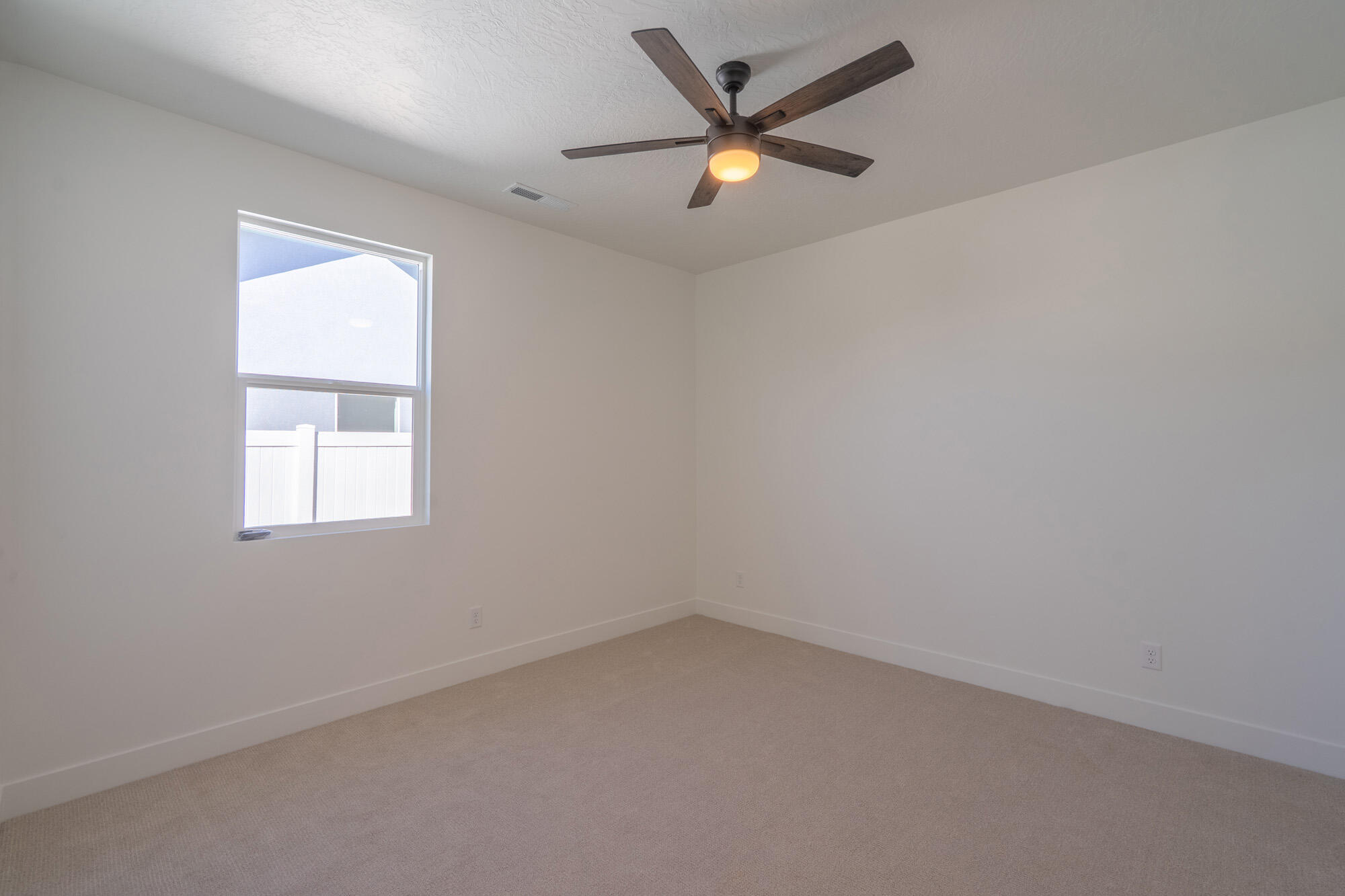 EVES GARDEN - Residential