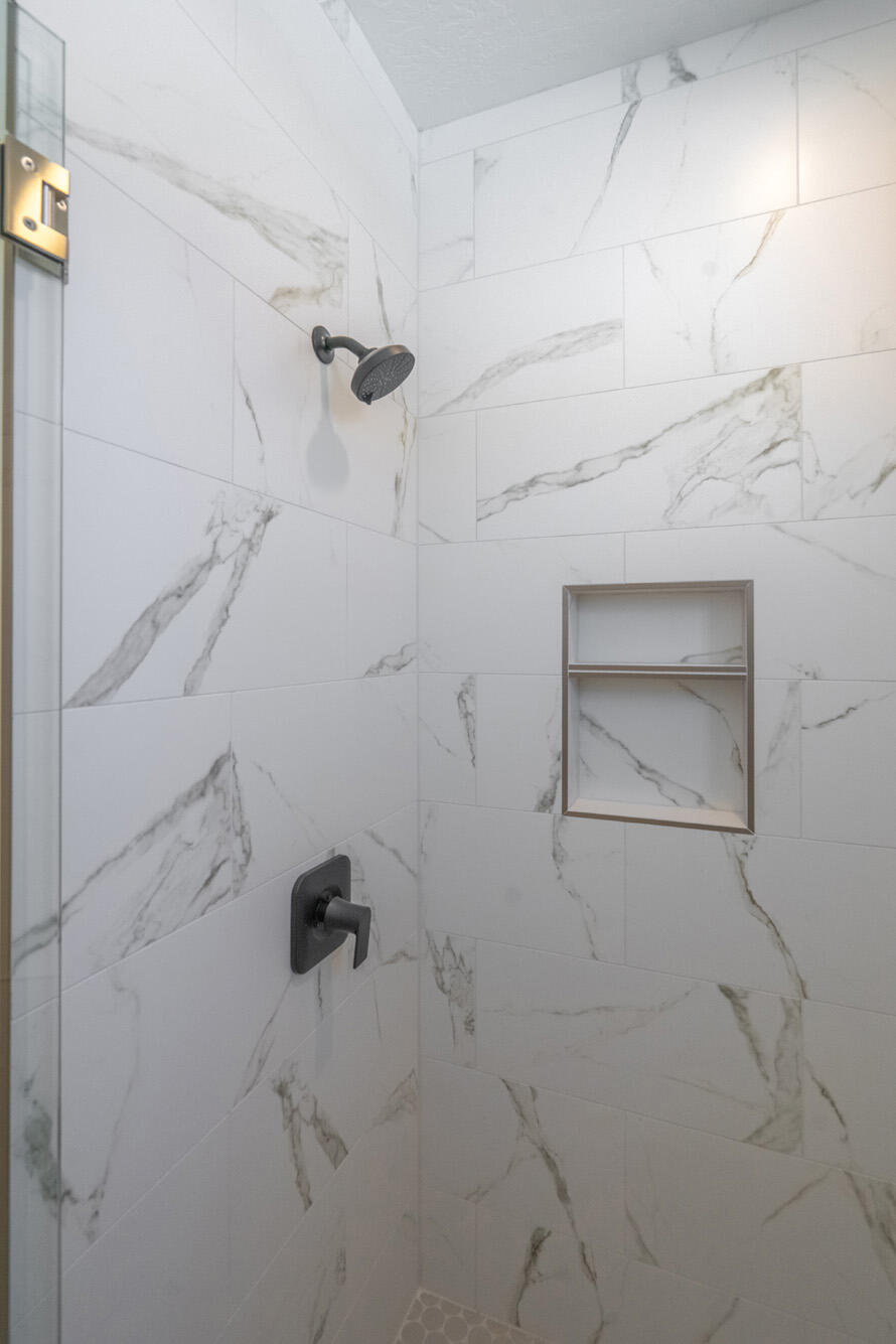 EVES GARDEN - Residential