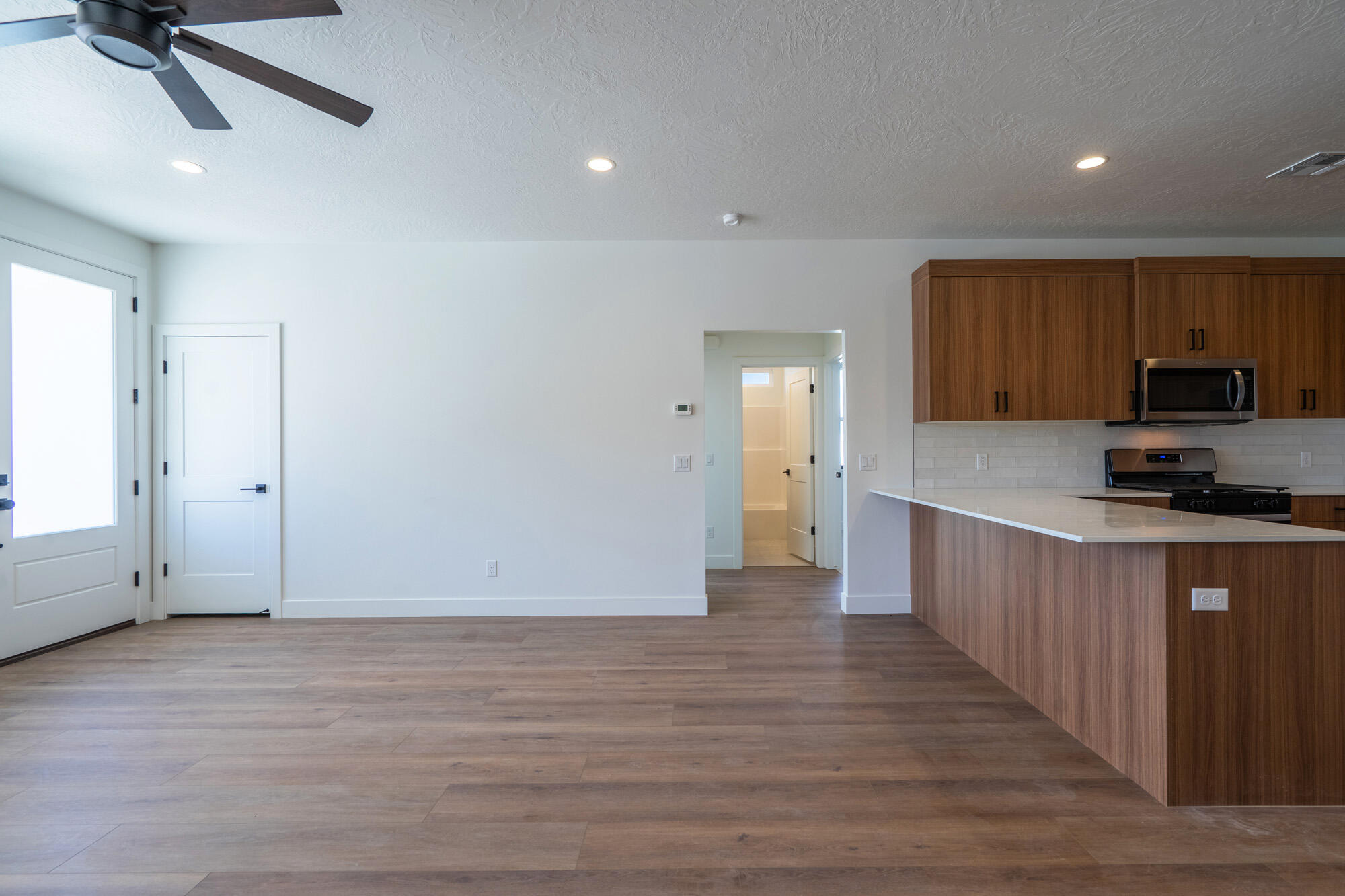 EVES GARDEN - Residential