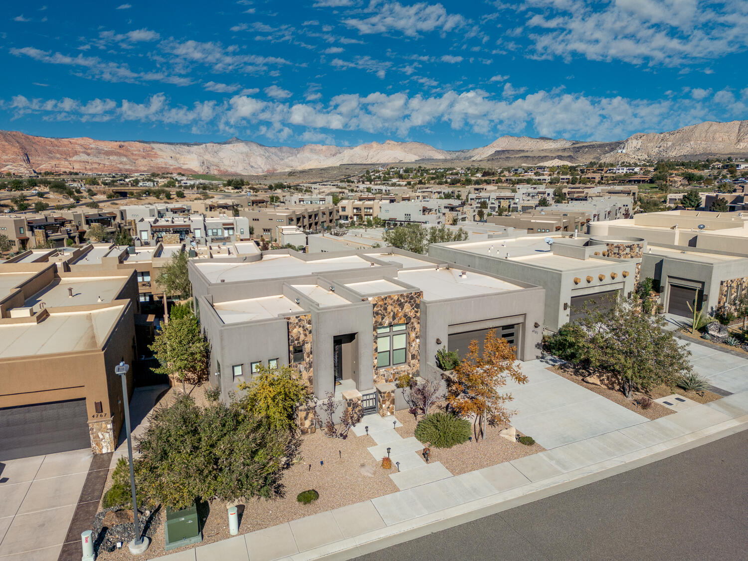 St George, Utah 84770, United States, 3 Bedrooms Bedrooms, ,2 BathroomsBathrooms,Residential,Active,32558