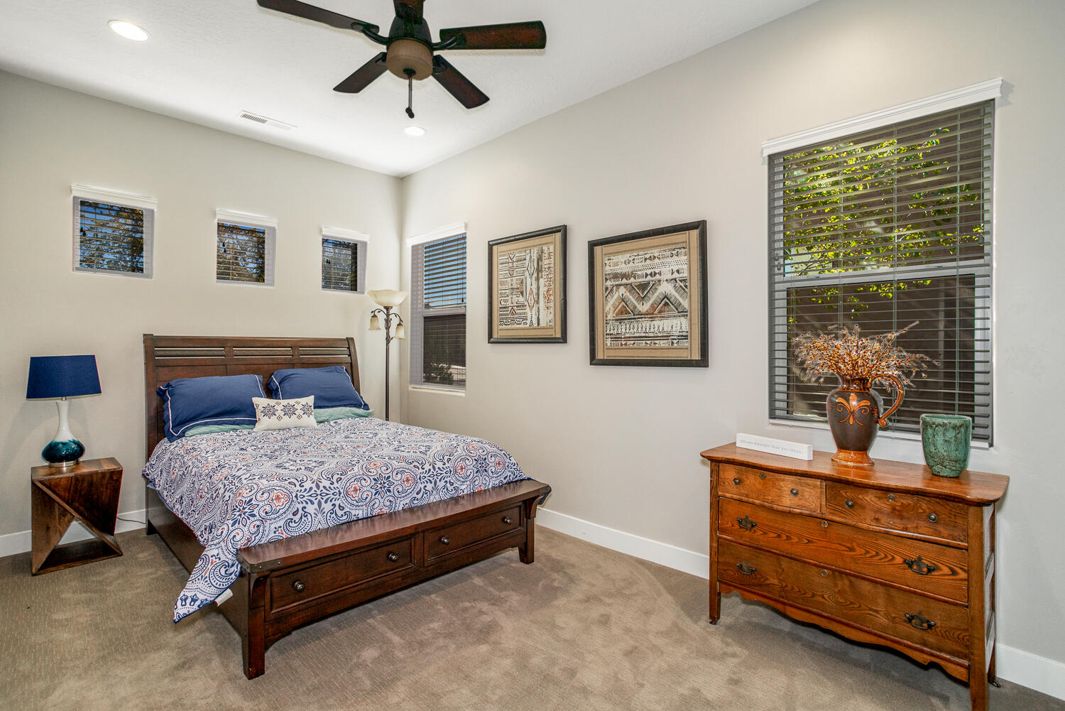 St George, Utah 84770, United States, 3 Bedrooms Bedrooms, ,2 BathroomsBathrooms,Residential,Active,32558