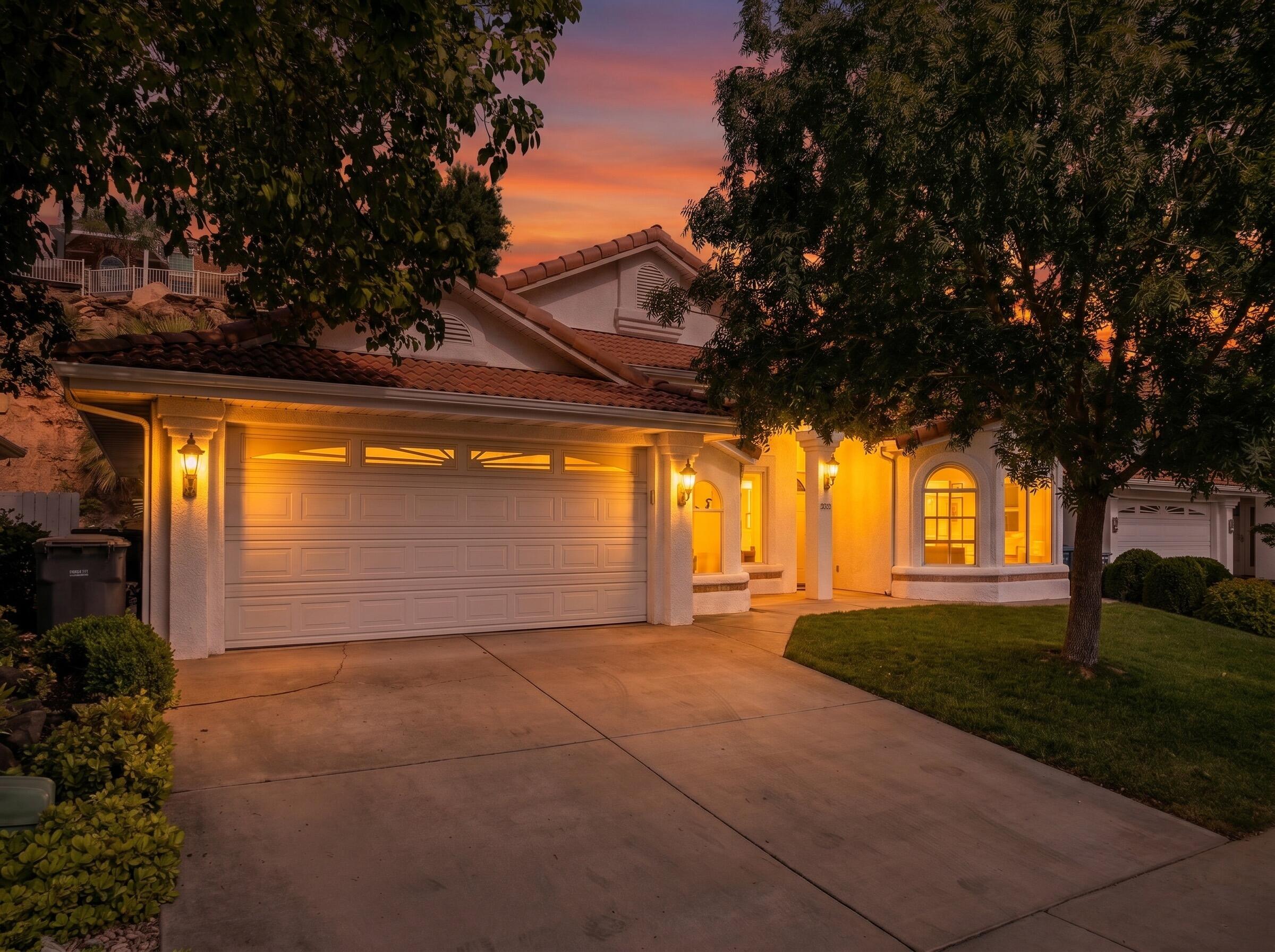 PAR 5 AT BLOOMINGTON HILLS TOWNHOMES - Residential
