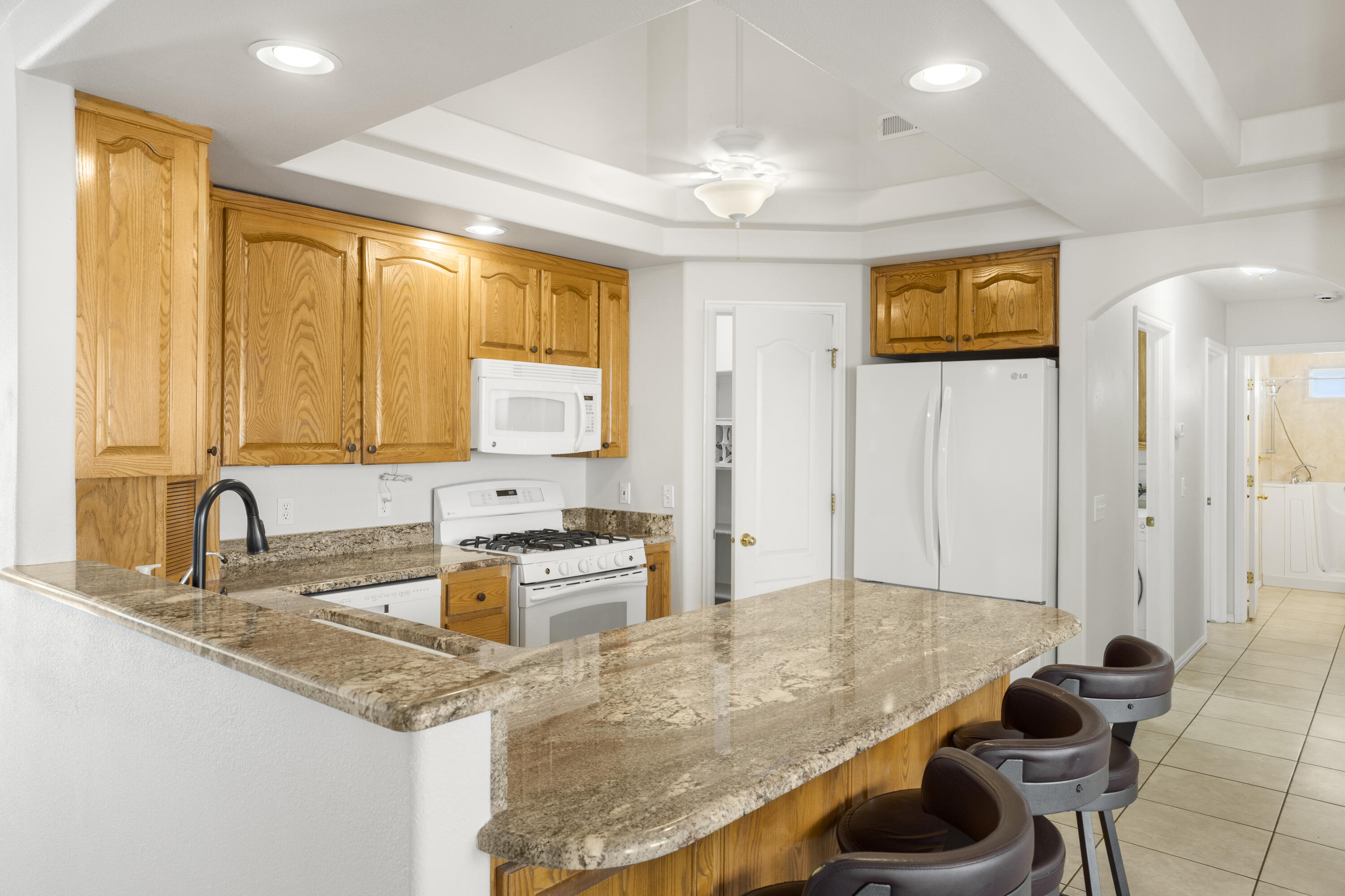 PAR 5 AT BLOOMINGTON HILLS TOWNHOMES - Residential
