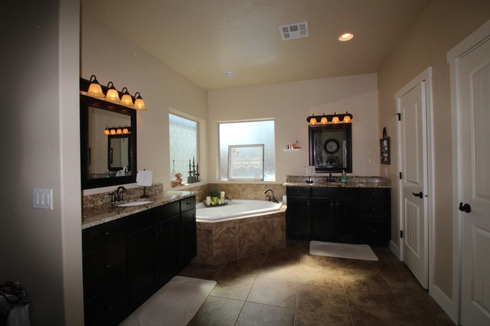 MULBERRY ESTATES - Residential