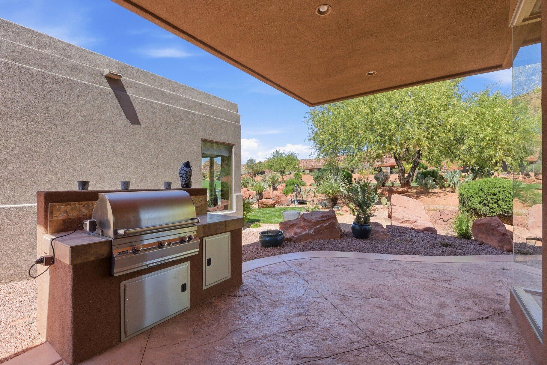 KACHINA SPRINGS AT ENTRADA - Residential