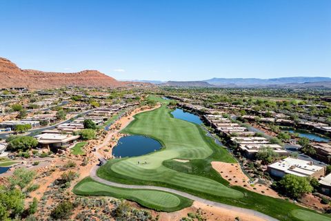 Tiny photo for 2410 W Entrada Trail Unit #4, Saint George, UT 84770 (MLS # 26-271554)