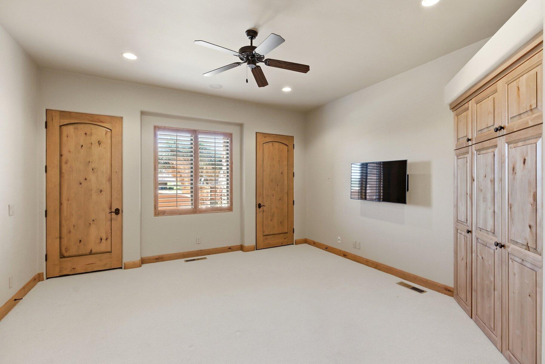 KACHINA SPRINGS AT ENTRADA - Residential