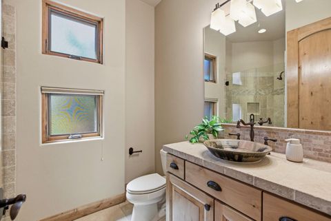 Tiny photo for 2410 W Entrada Trail Unit #4, Saint George, UT 84770 (MLS # 26-271554)